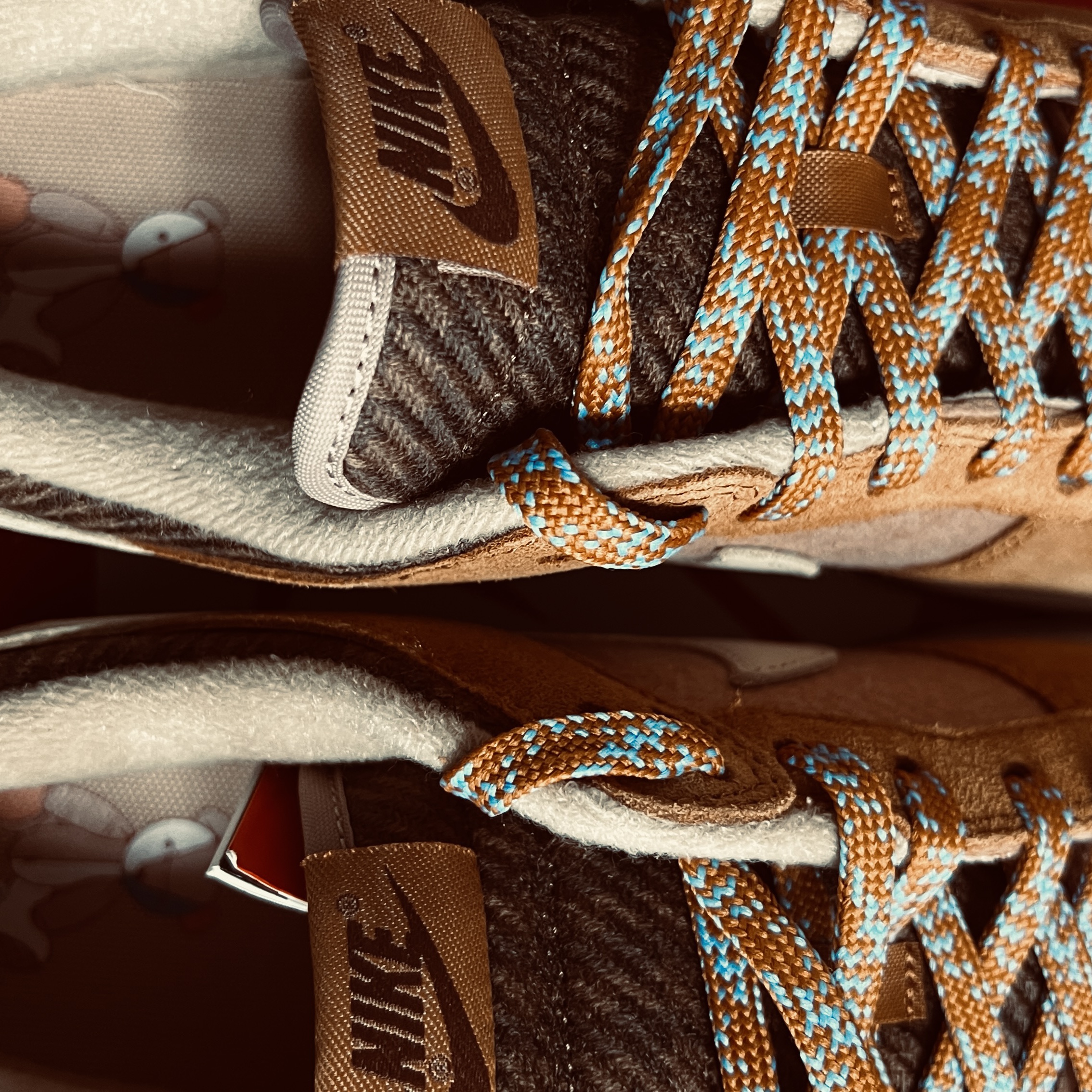 Nike Dunk Low SE Praline Desert Ochre 착용 스타일 - 3