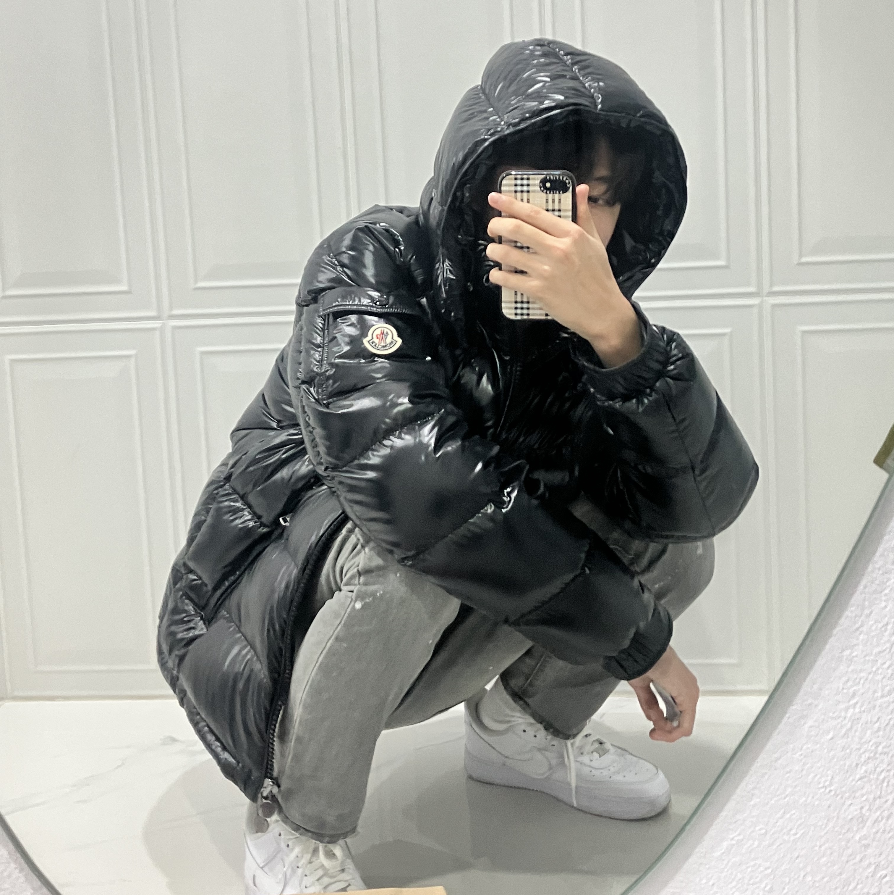Moncler Maya Short Down Jacket Black - 22FW, Nike Air Force 1 '07 Low White 착용 스타일