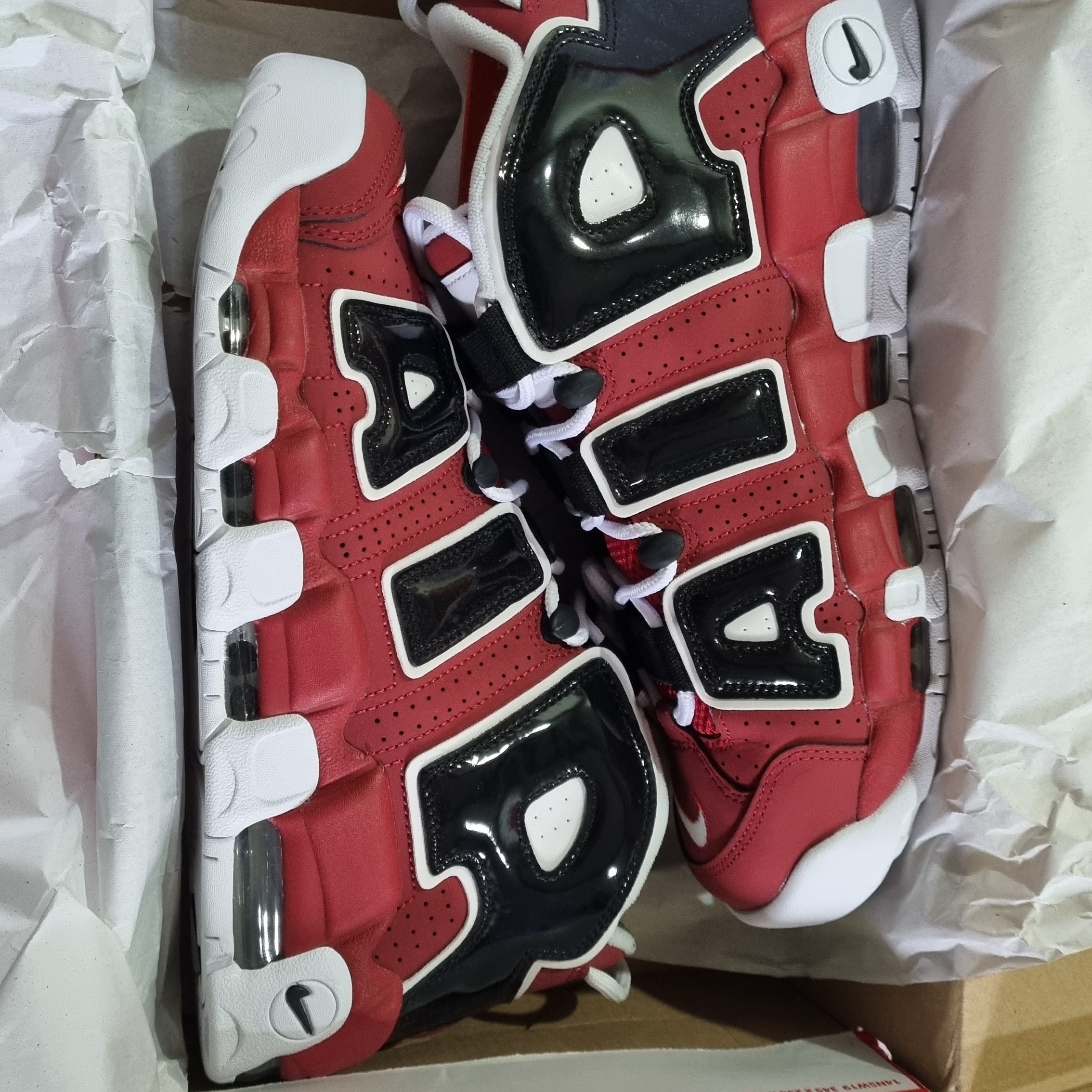 Nike Air More Uptempo 96 Bulls 2021 착용 스타일 - 2