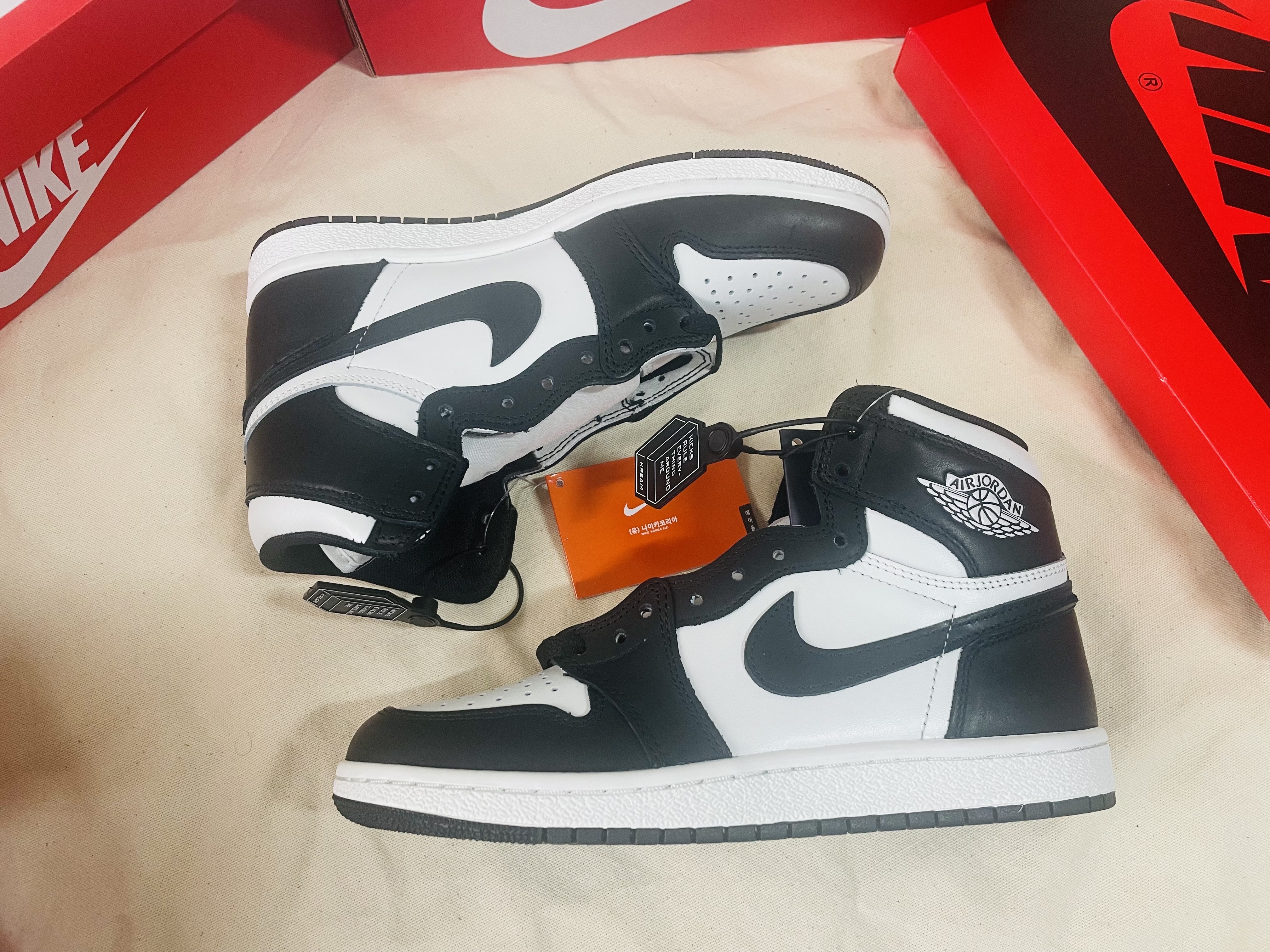 Jordan 1 High 85 Black White 착용 스타일
