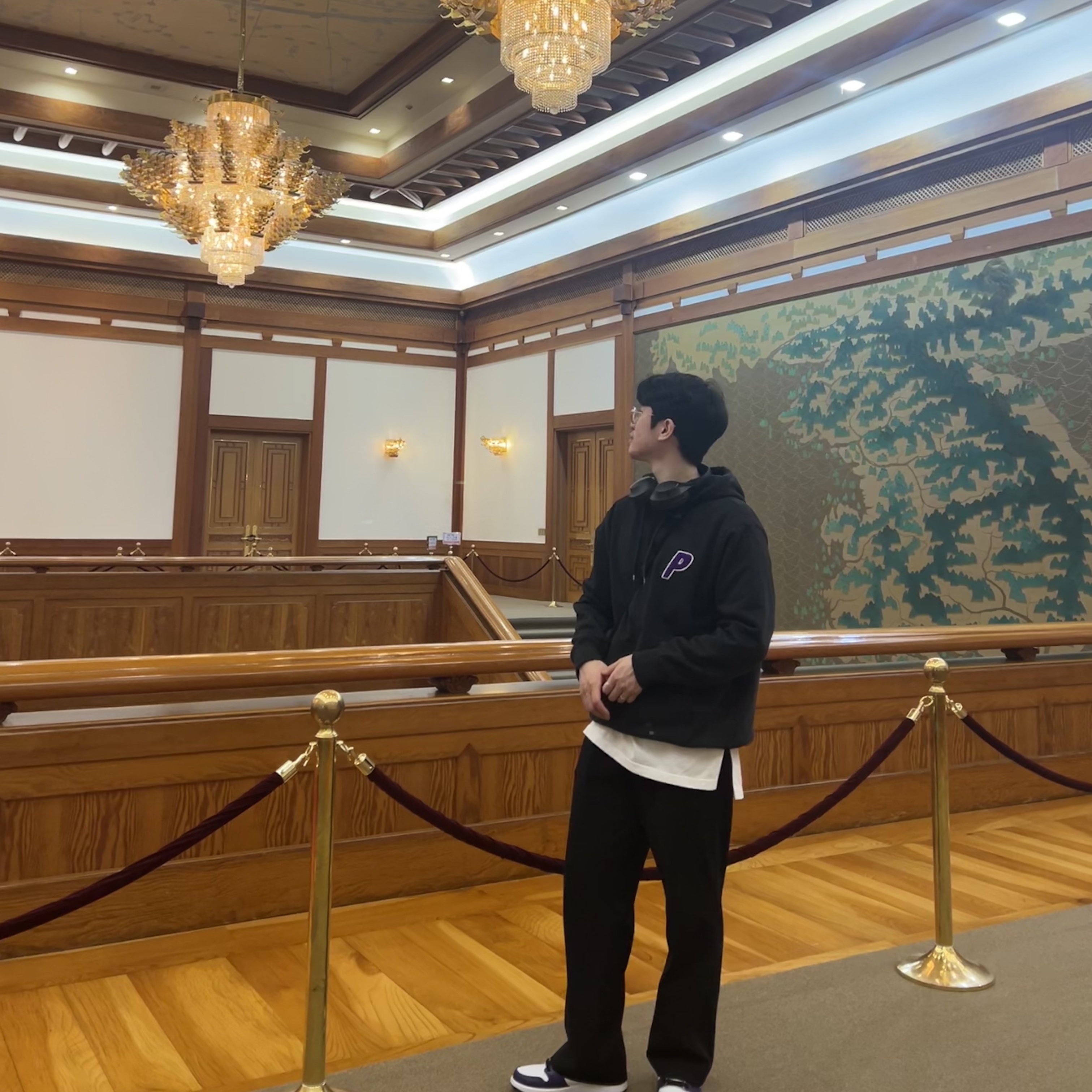 Jordan 1 Retro High OG Court Purple 2020, Palace Tri-Chenille Hood Black - 21FW 착용 스타일