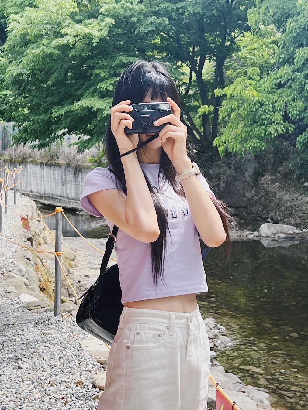 Nieeh Women Turtle Bag Black 착용 스타일
