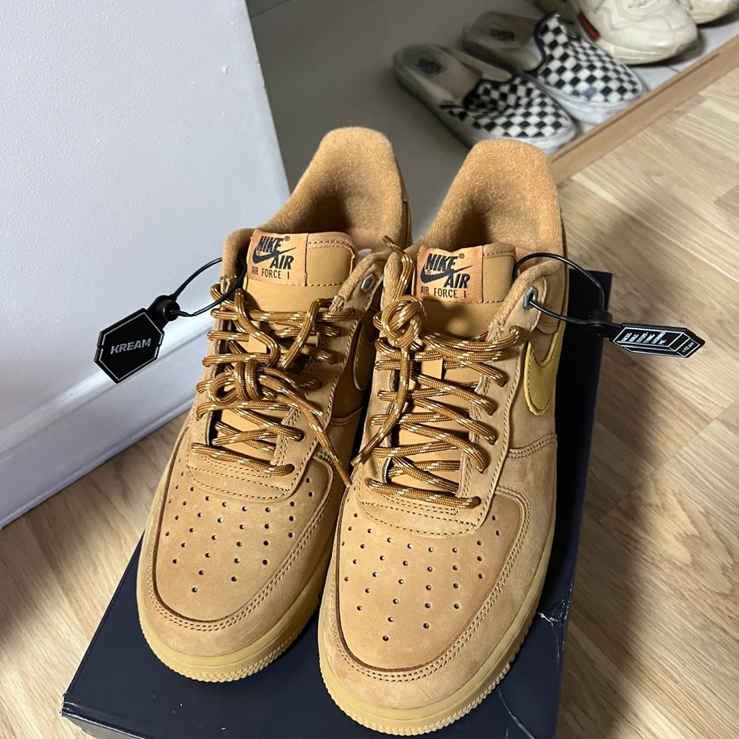 Nike Air Force 1 '07 WB Flax 착용 스타일 - 1