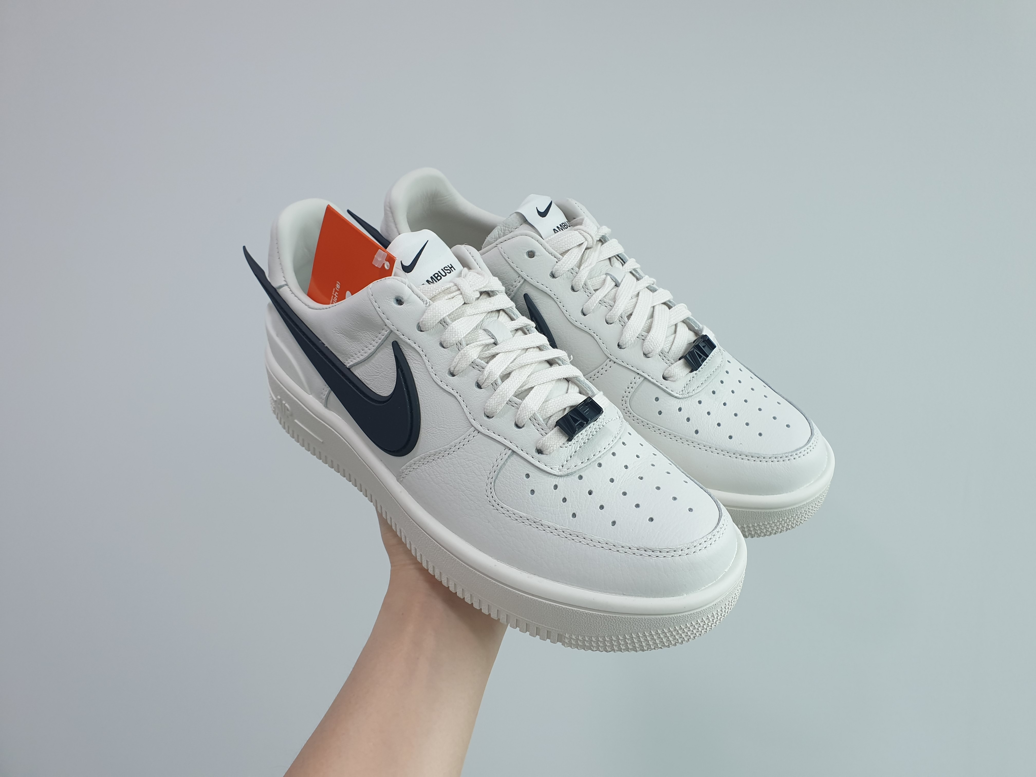 Nike x Ambush Air Force 1 Low SP Phantom 착용 스타일 - 3