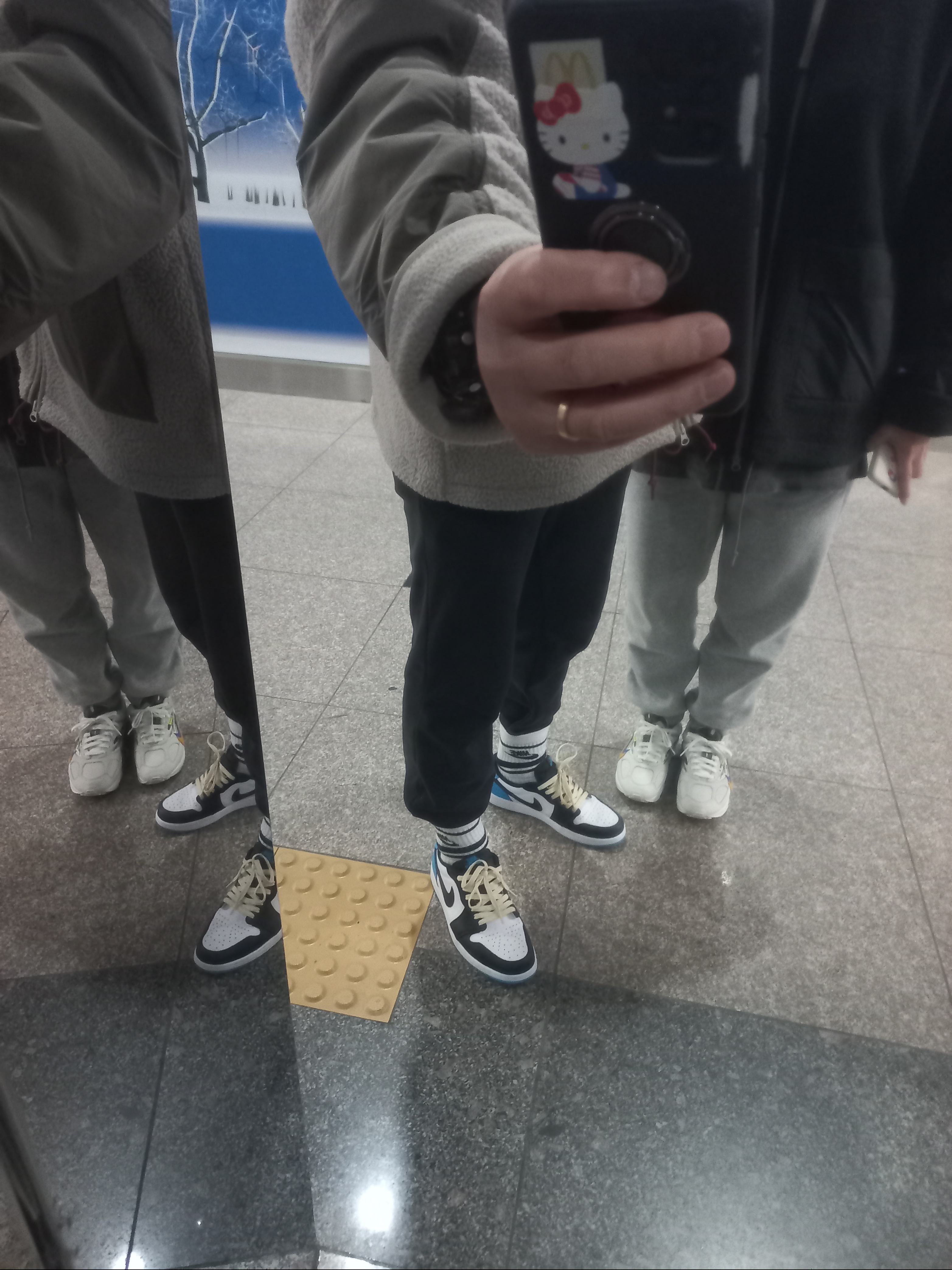 Jordan 1 Retro Low OG Black and Dark Powder Blue, (W) Jordan 1 Retro Low OG Black and Dark Powder Blue 착용 스타일