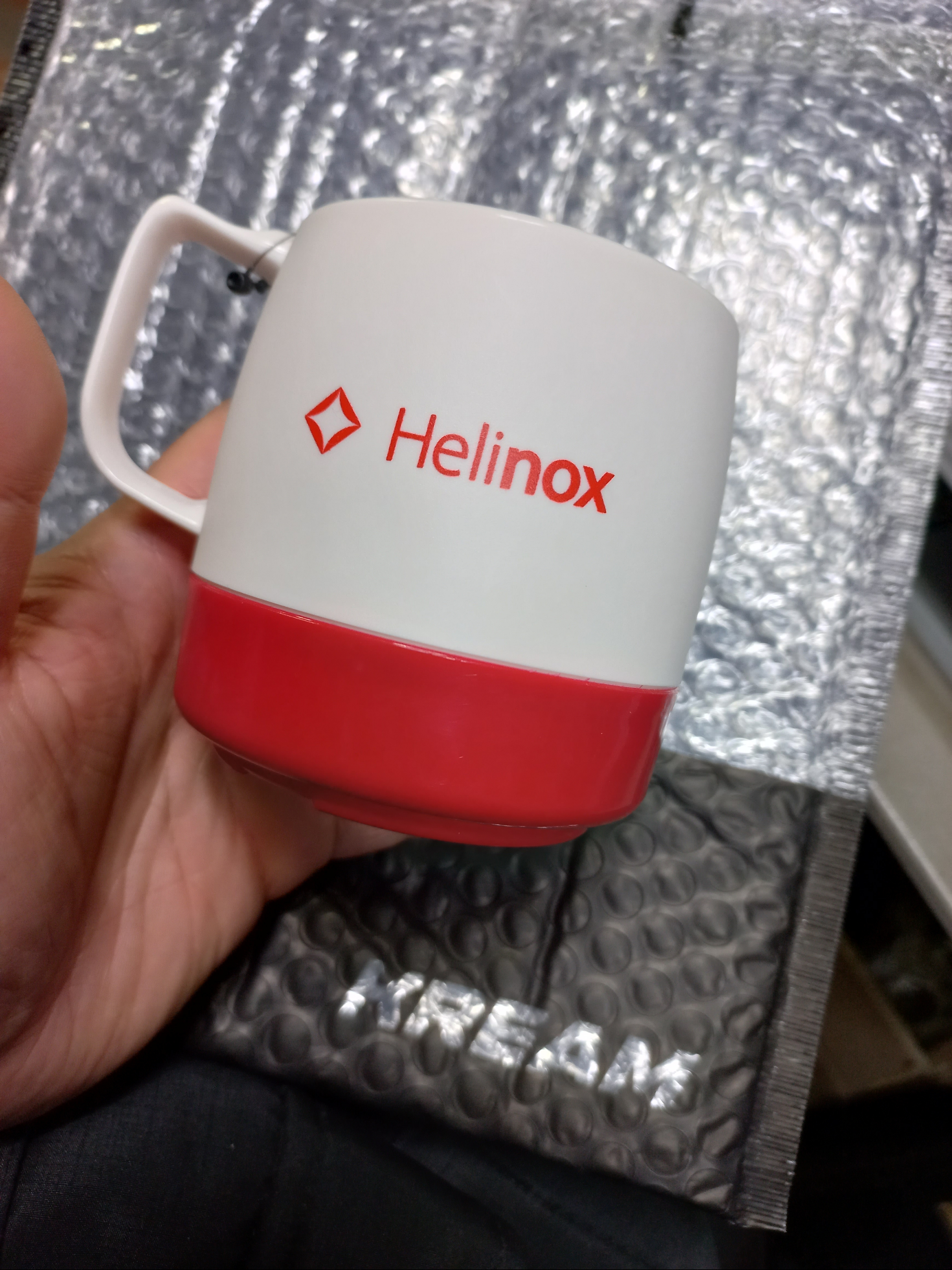 Helinox x Nike SNKRS Lounge Souvenir Dinex Mug White 착용 스타일 - 2