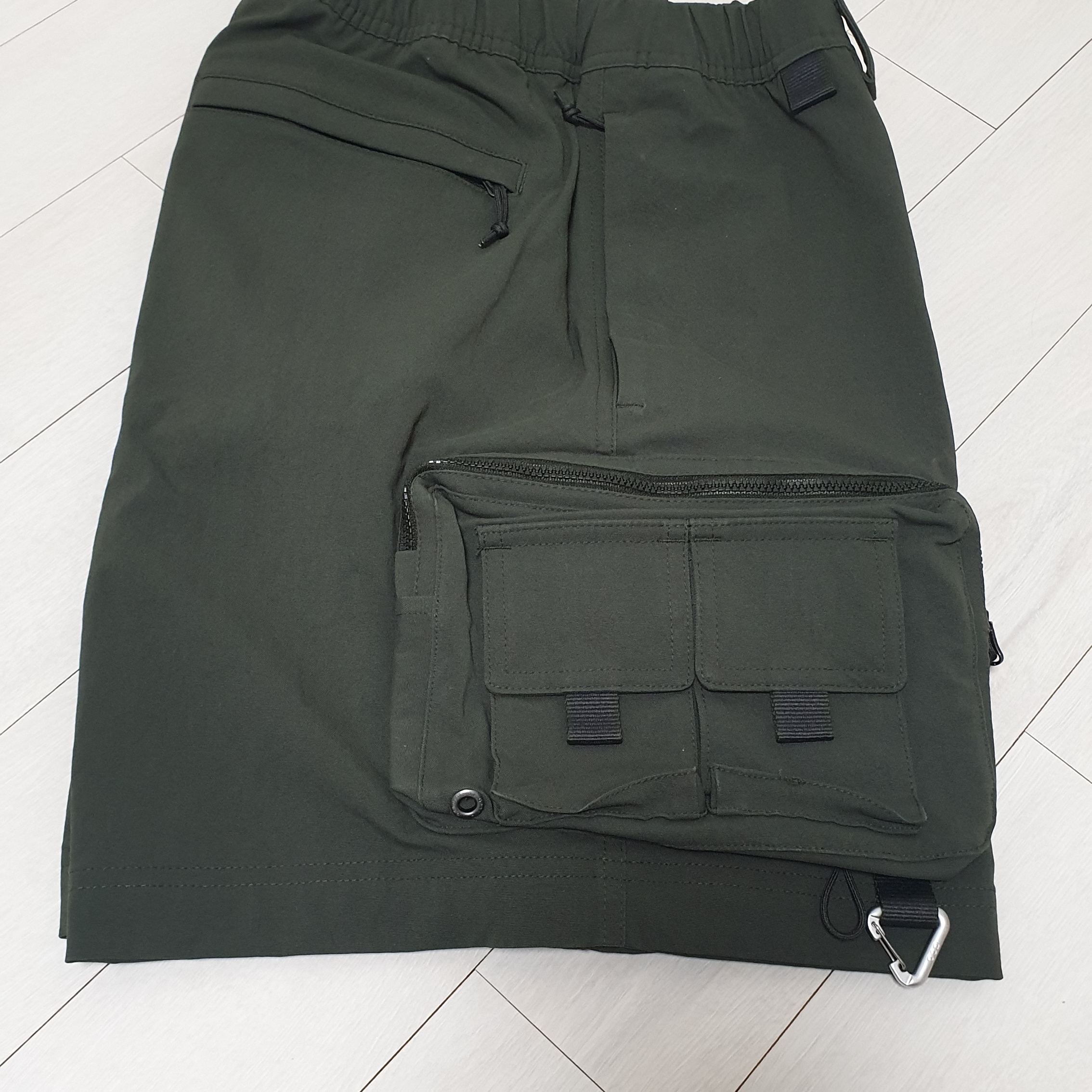 Nike ACG Cargo Shorts Sequoia - Asia 착용 스타일