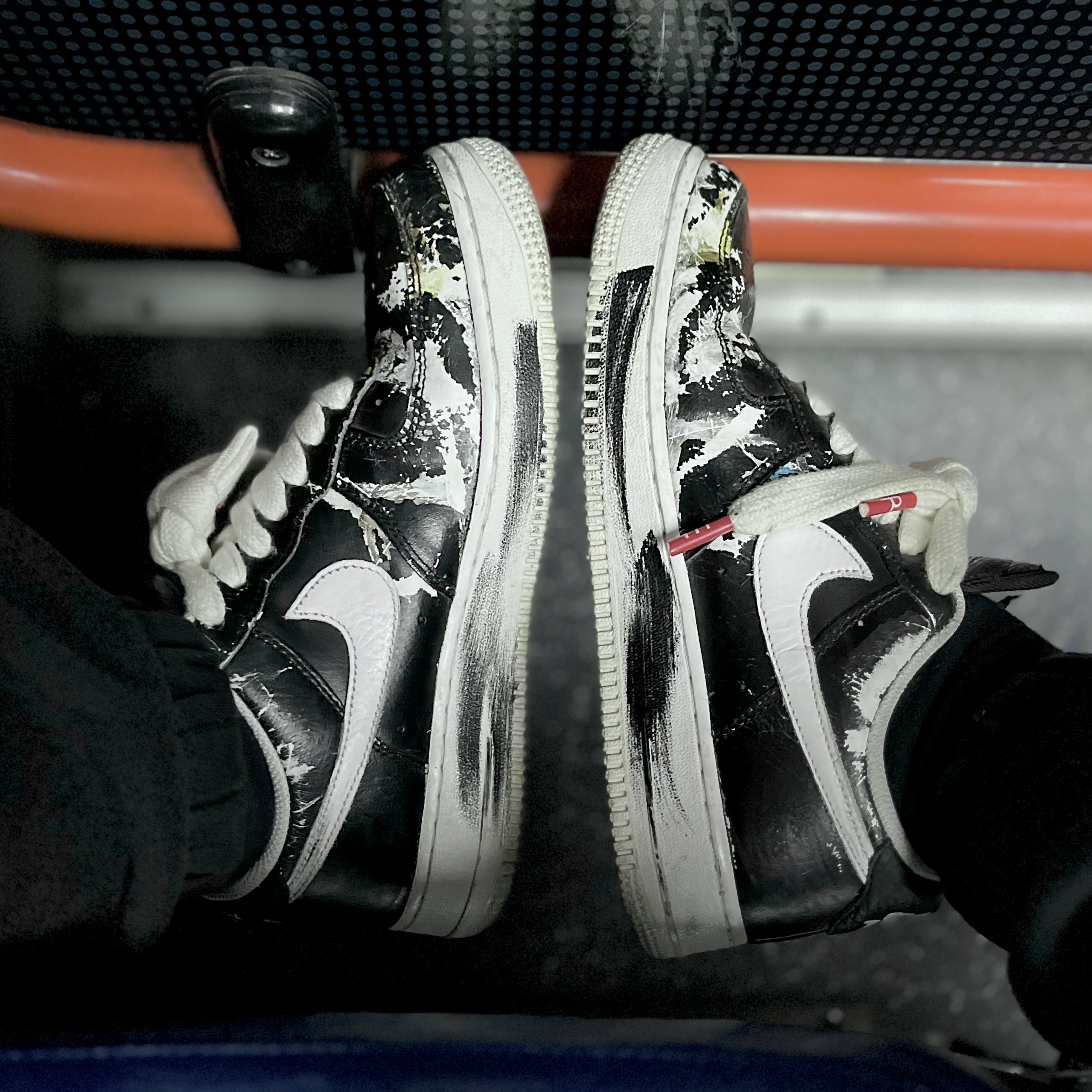 Nike x Peaceminusone Air Force 1 Low Para-Noise 착용 스타일