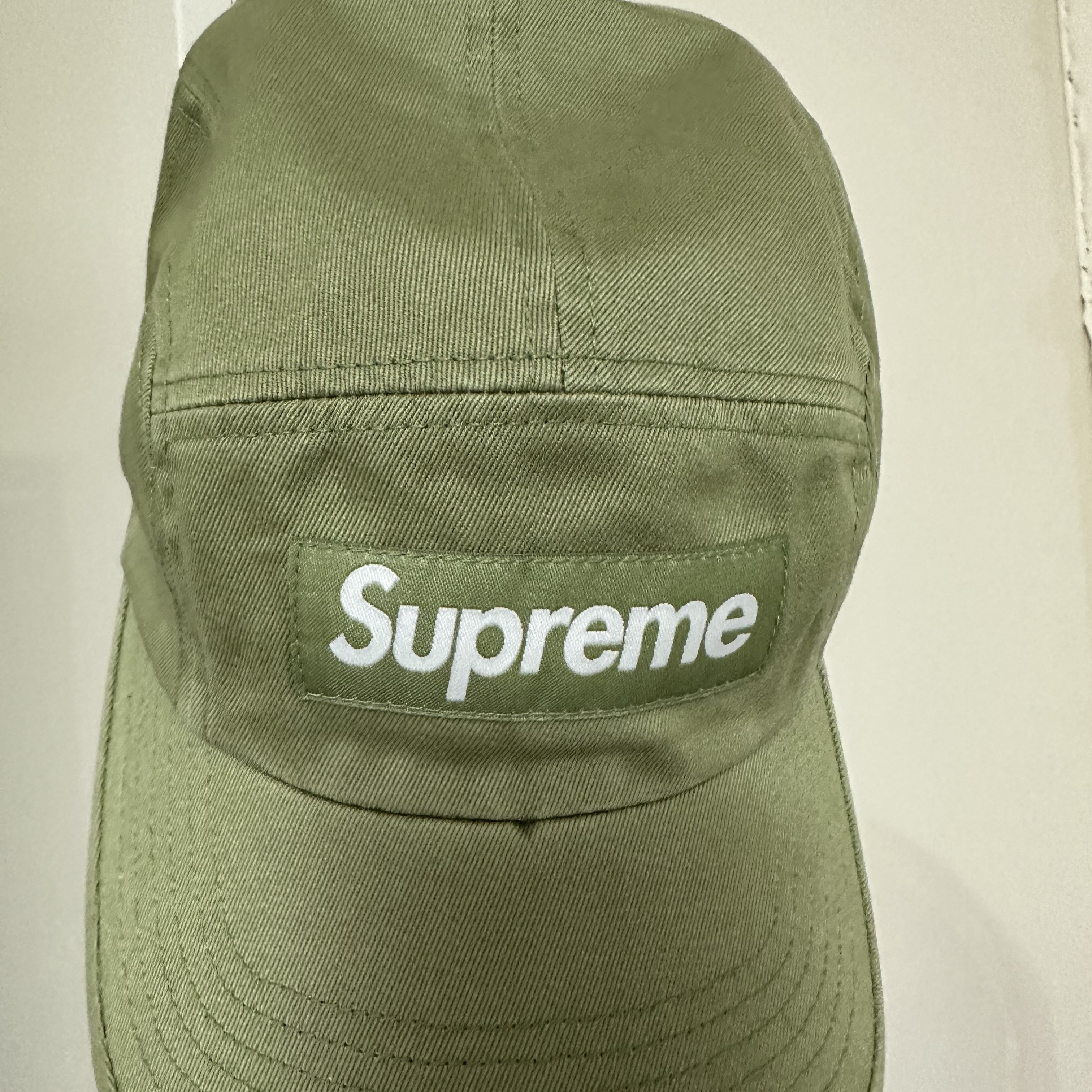 Supreme Washed Chino Twill Camp Cap Olive - 23SS 착용 스타일 - 3