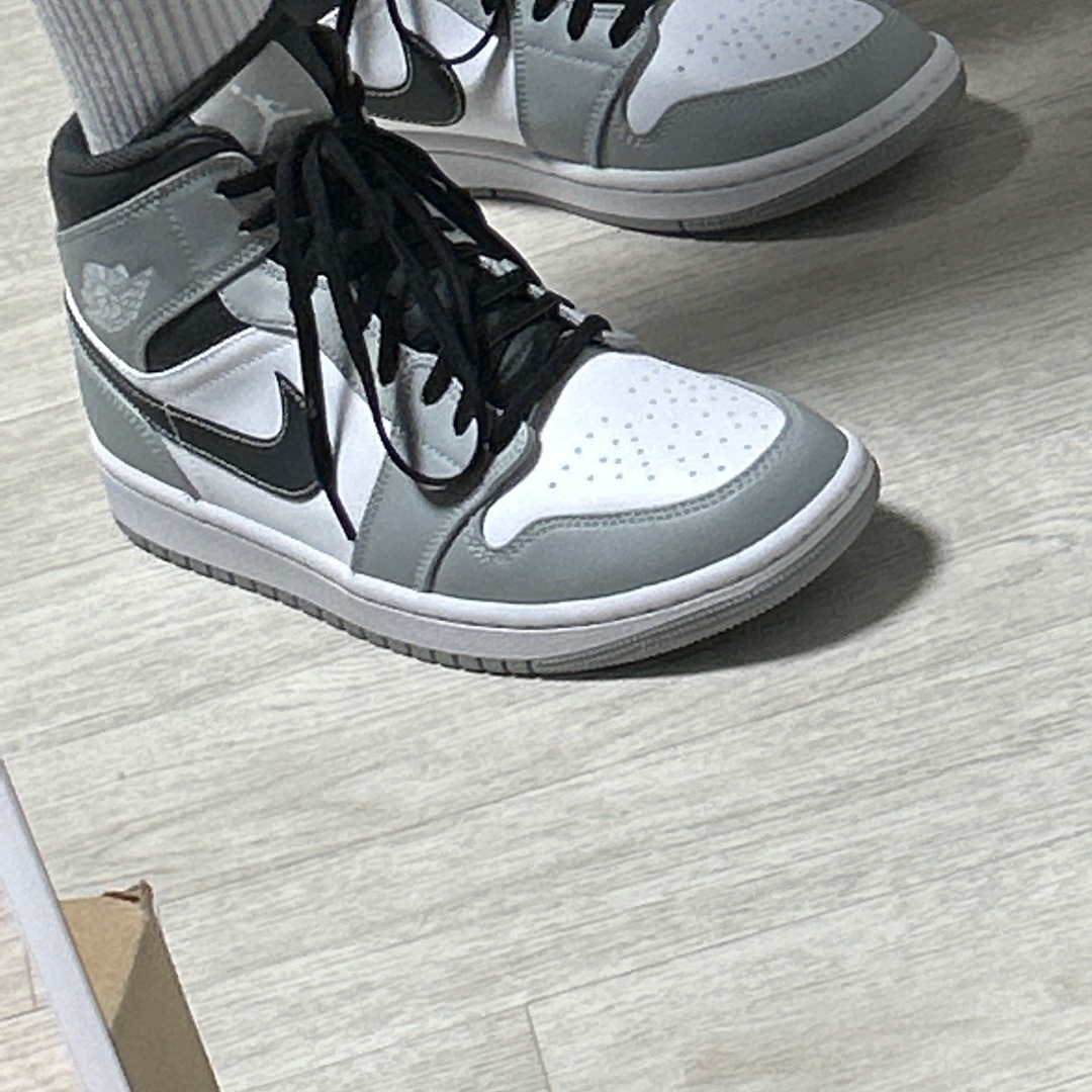 Jordan 1 Mid Light Smoke Grey Anthracite 착용 스타일