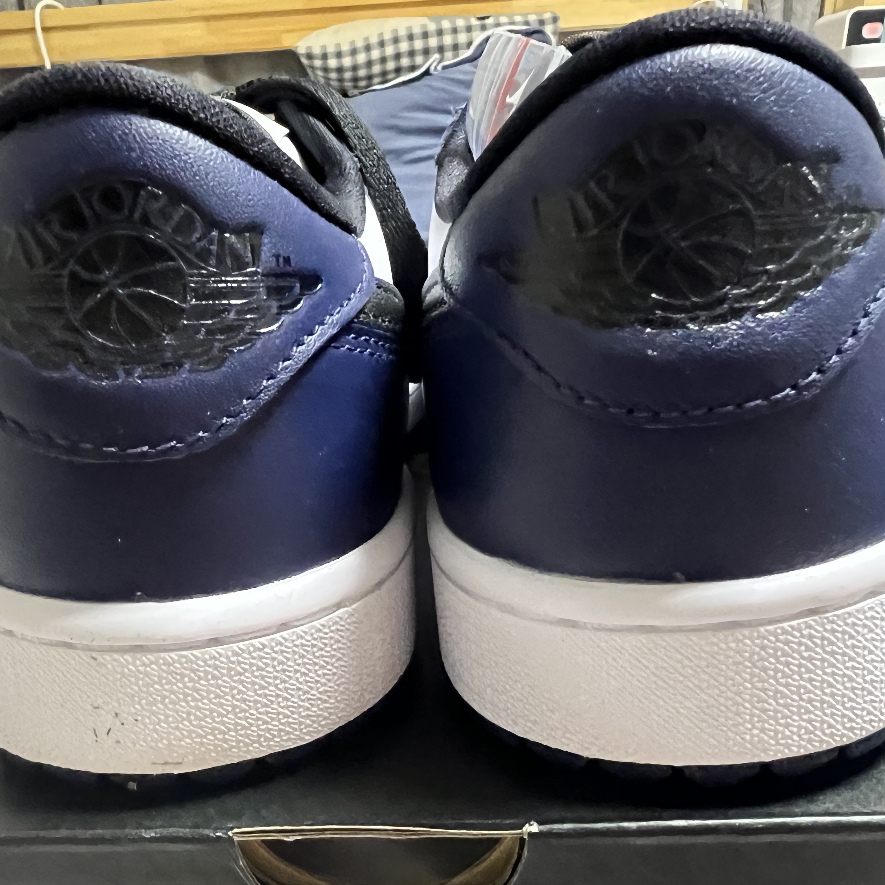 Jordan 1 Low Golf Midnight Navy 착용 스타일 - 3