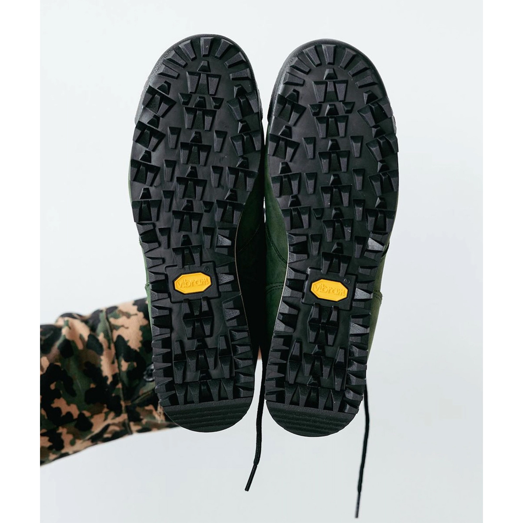 New Balance x Joe Freshgoods Beneath the Surface 610 Lil Swamps Orange, New Balance x Joe Freshgoods Beneath the Surface 610 Lil Desert Brown - D Standard 착용 스타일 - 5