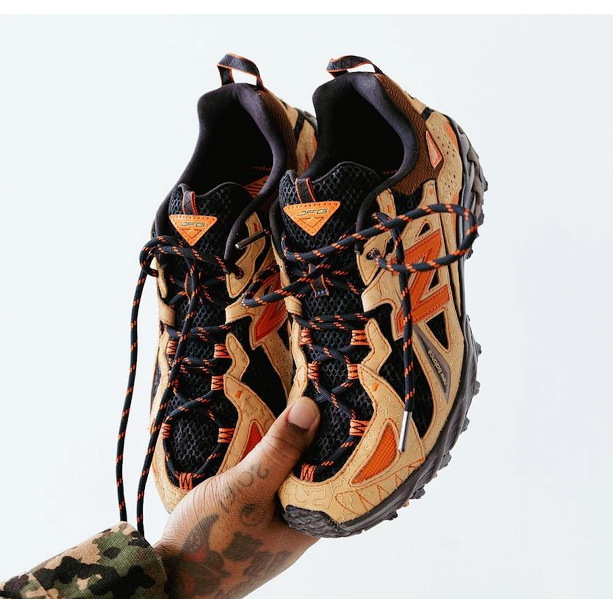New Balance x Joe Freshgoods Beneath the Surface 610 Lil Swamps Orange, New Balance x Joe Freshgoods Beneath the Surface 610 Lil Desert Brown - D Standard 착용 스타일 - 3