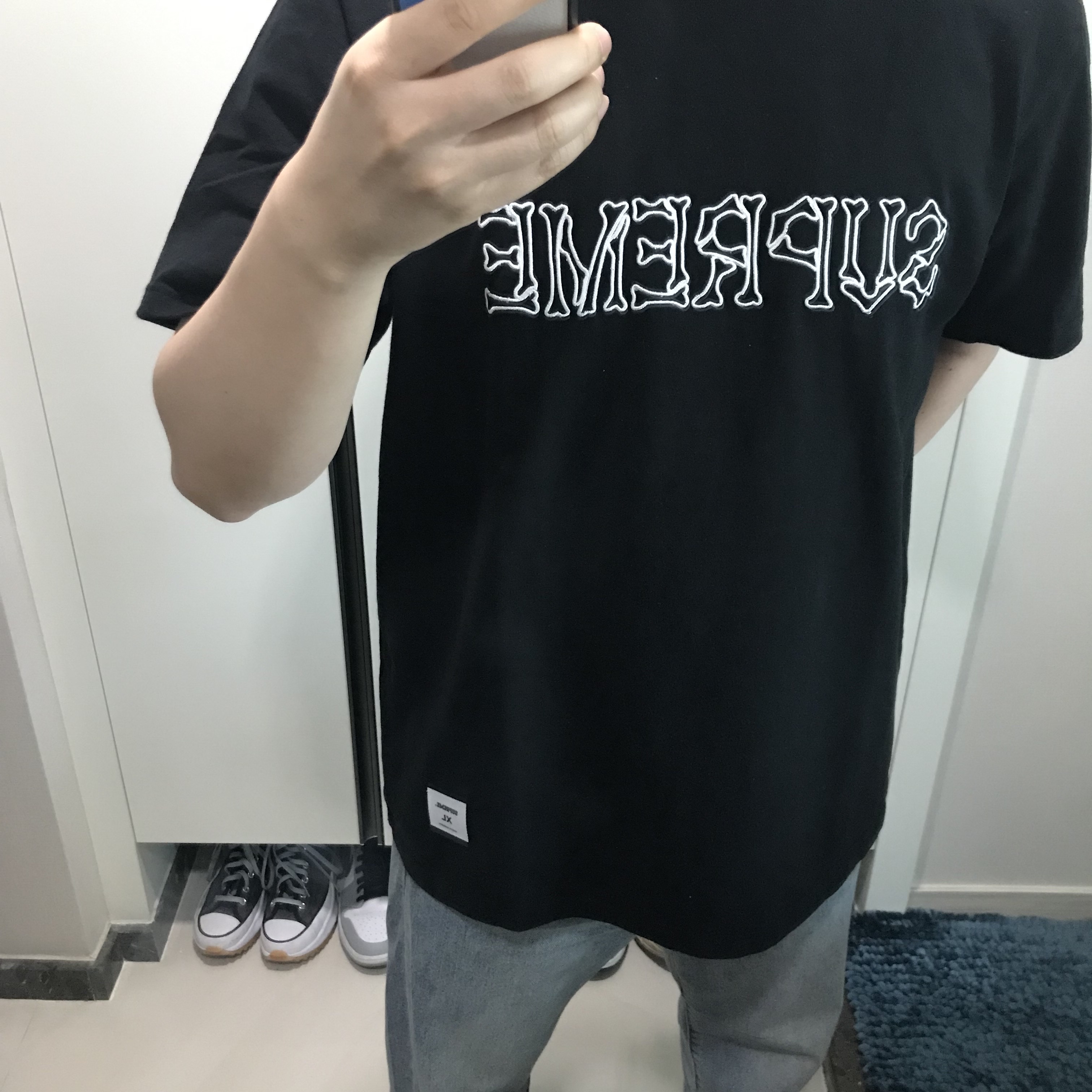Supreme Bones S/S Top Black - 22FW 착용 스타일