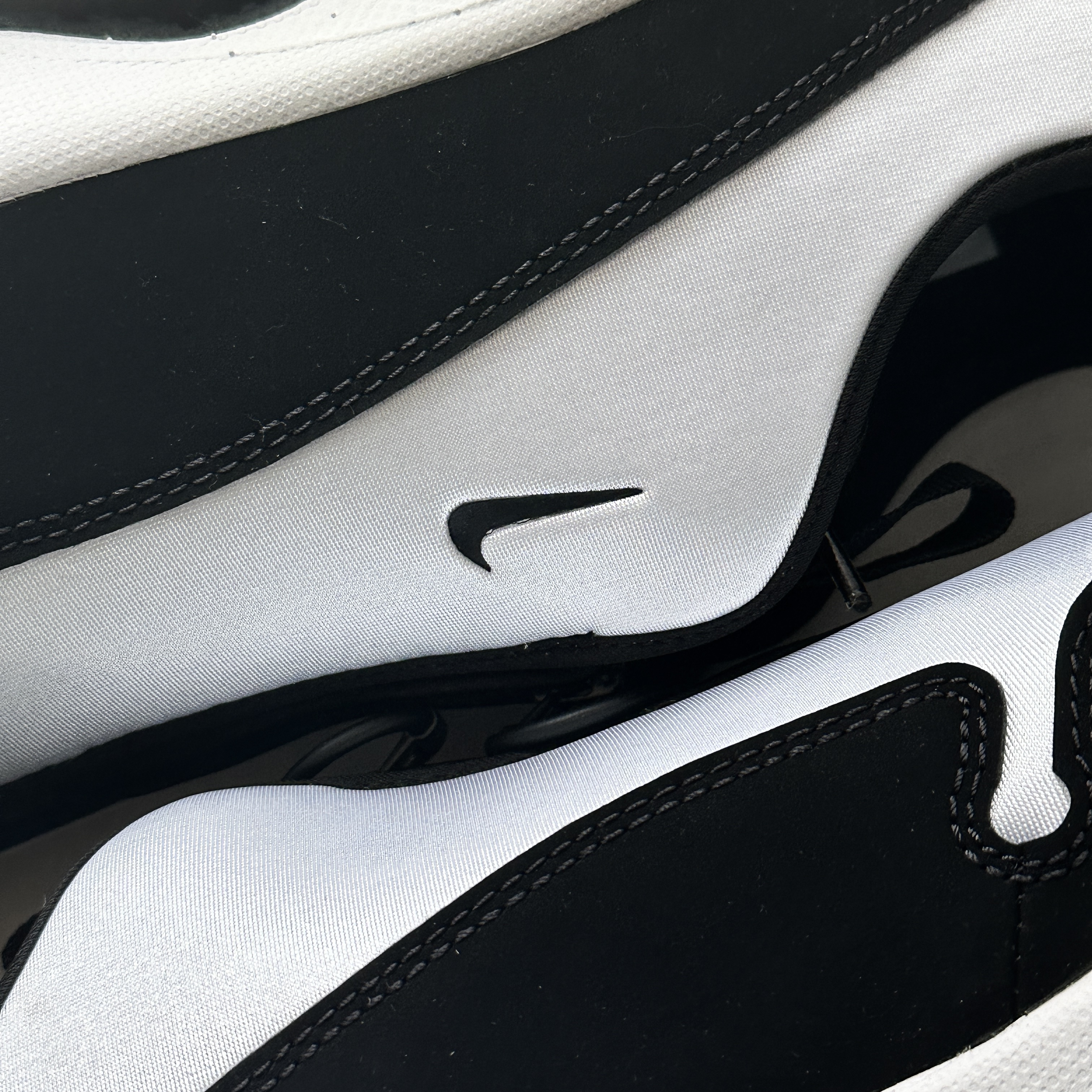 Nike x Comme des Garcons Homme Plus Air Max Sunder SP White Black 착용 스타일 - 2