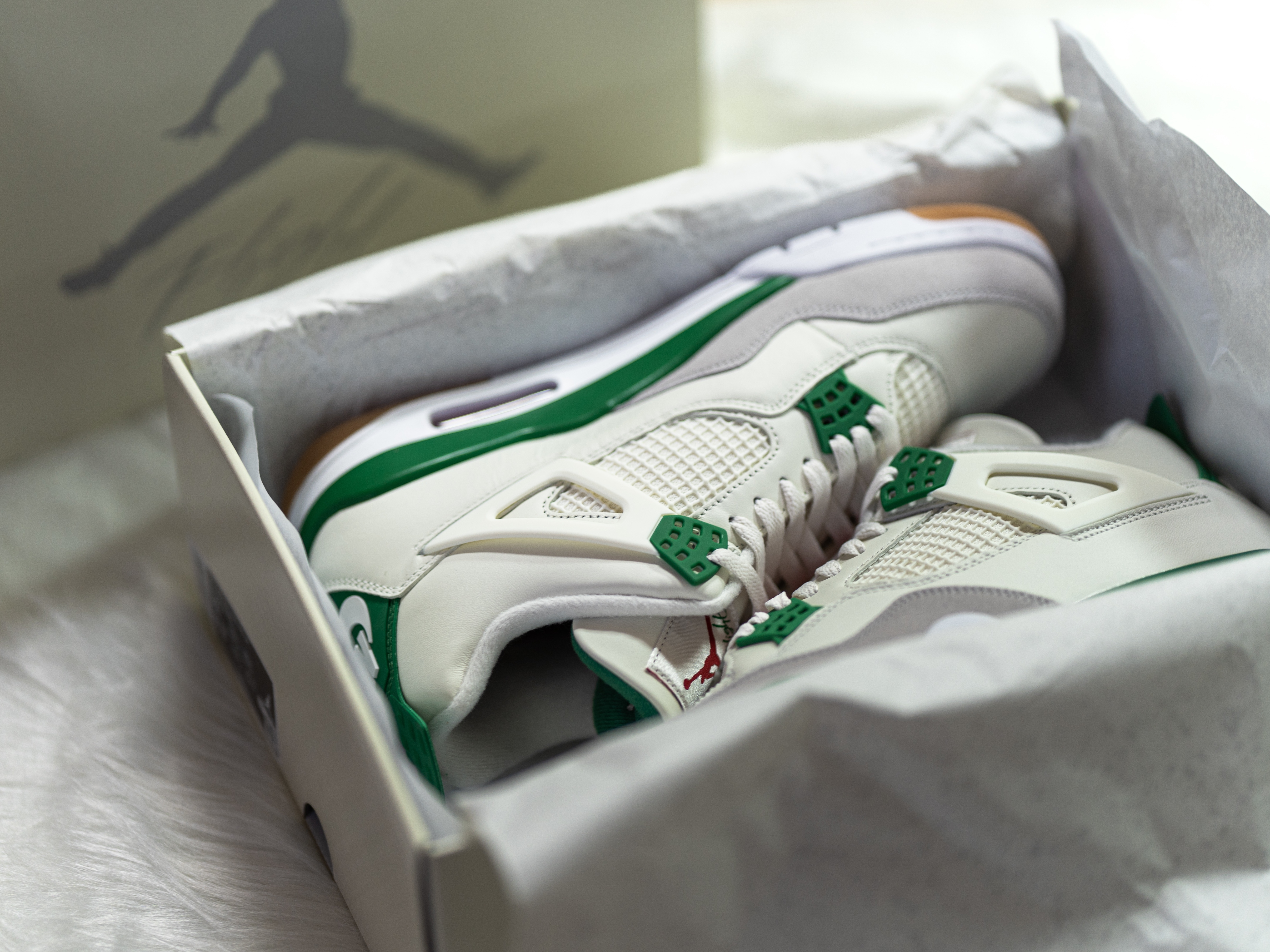 Jordan 4 x Nike SB Retro SP Pine Green 착용 스타일 - 3