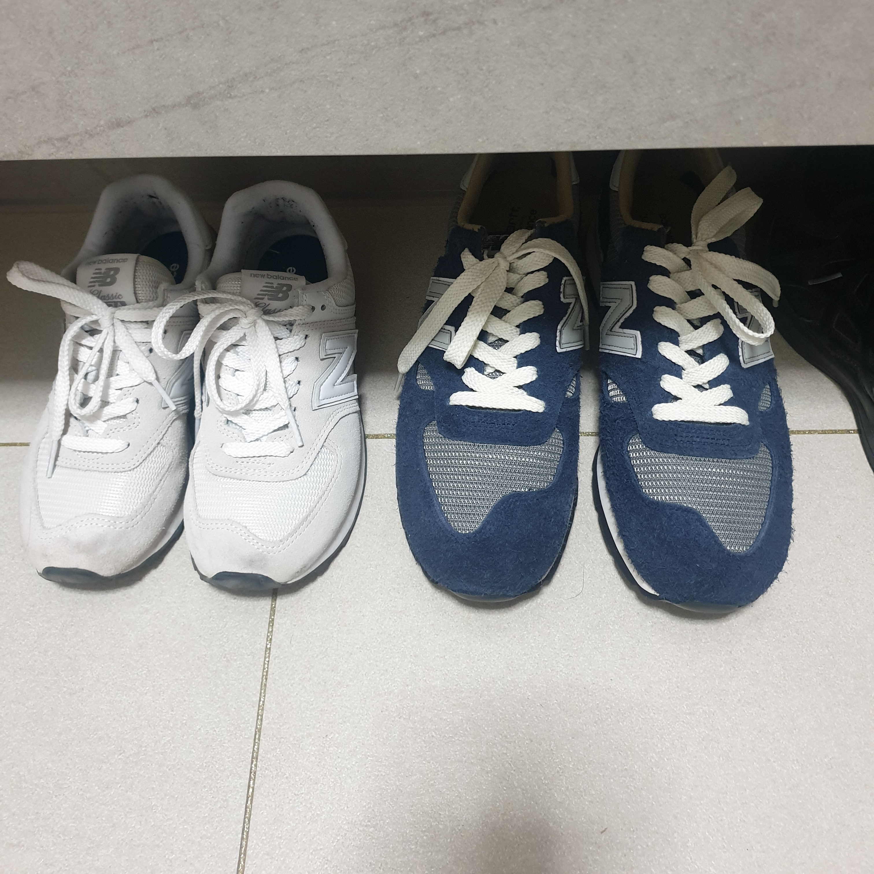 New Balance x Carhartt WIP 990v1 Made in USA Sculpture Center 착용 스타일