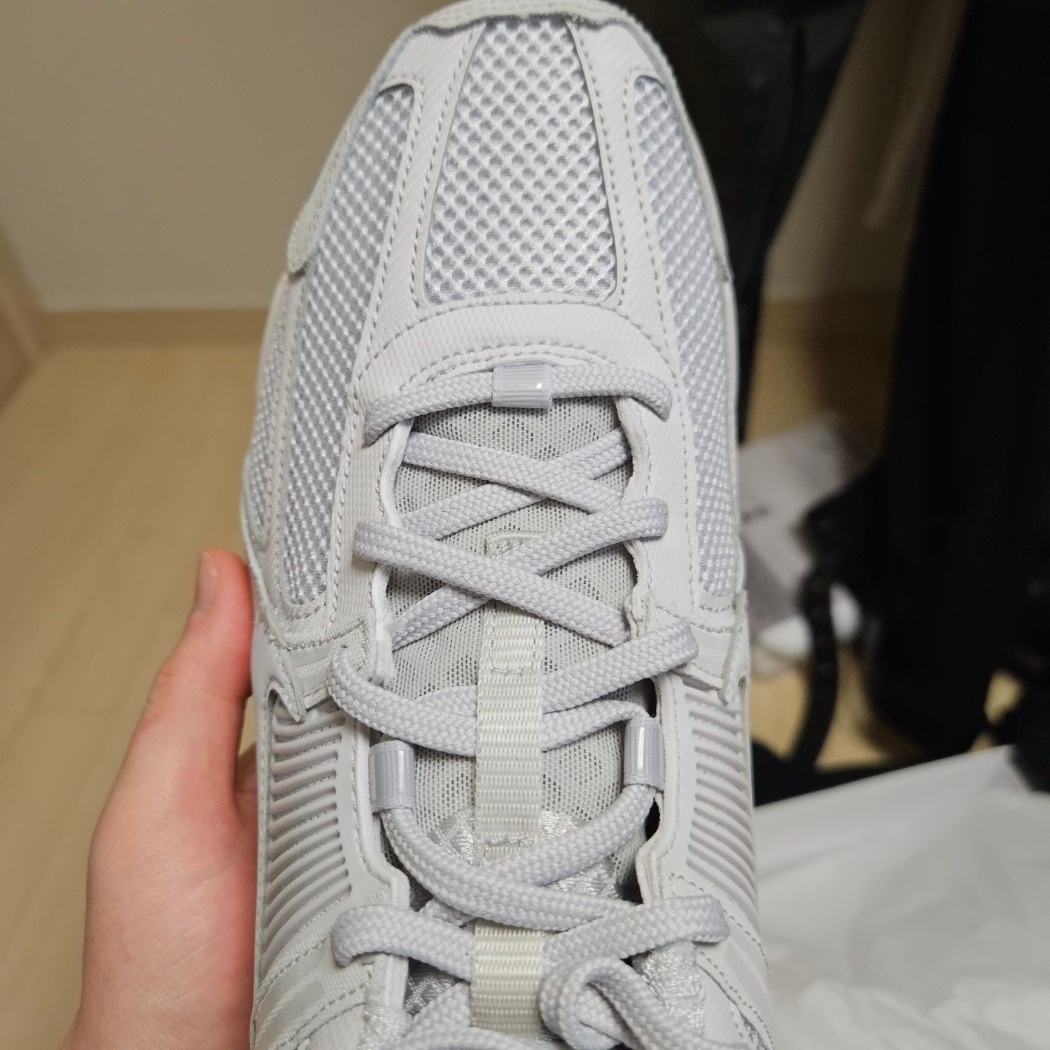 Nike Zoom Vomero 5 SP Vast Grey 2023 착용 스타일 - 2