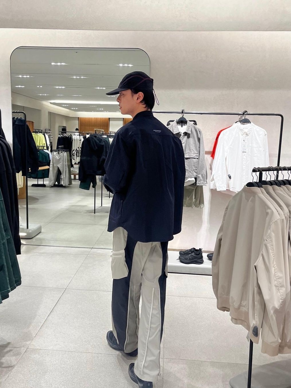 Art Of Field Coaptation Pocket Cargo Pants Begie 착용 스타일 - 2