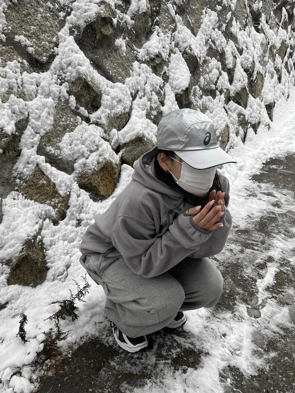 Art Of Field Side Snap Jersey Hooded Light Gray, Asics Jog 100 S Navy Pure Silver - 2E Wide 착용 스타일 - 3