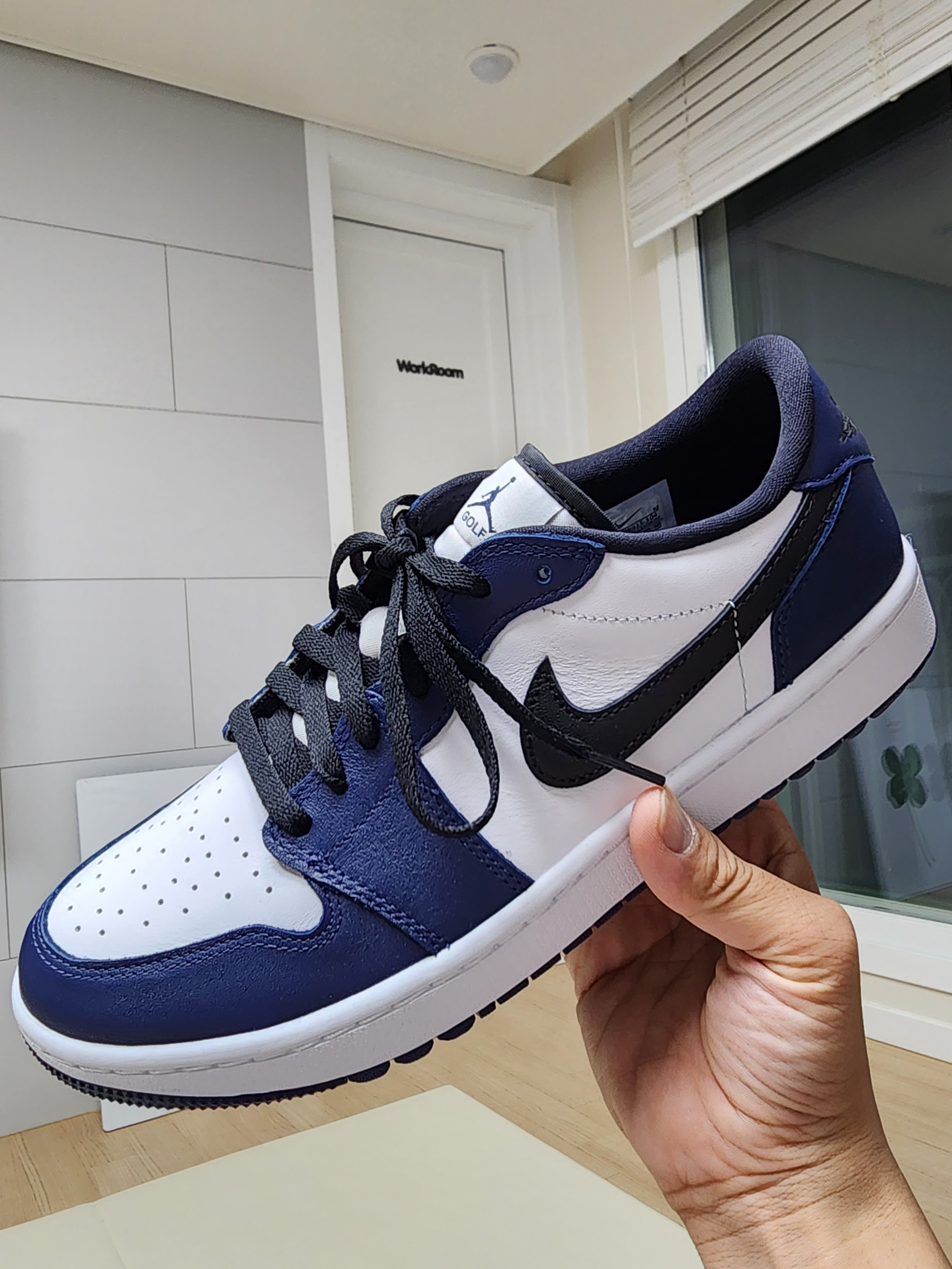 Jordan 1 Low Golf Midnight Navy 착용 스타일 - 1