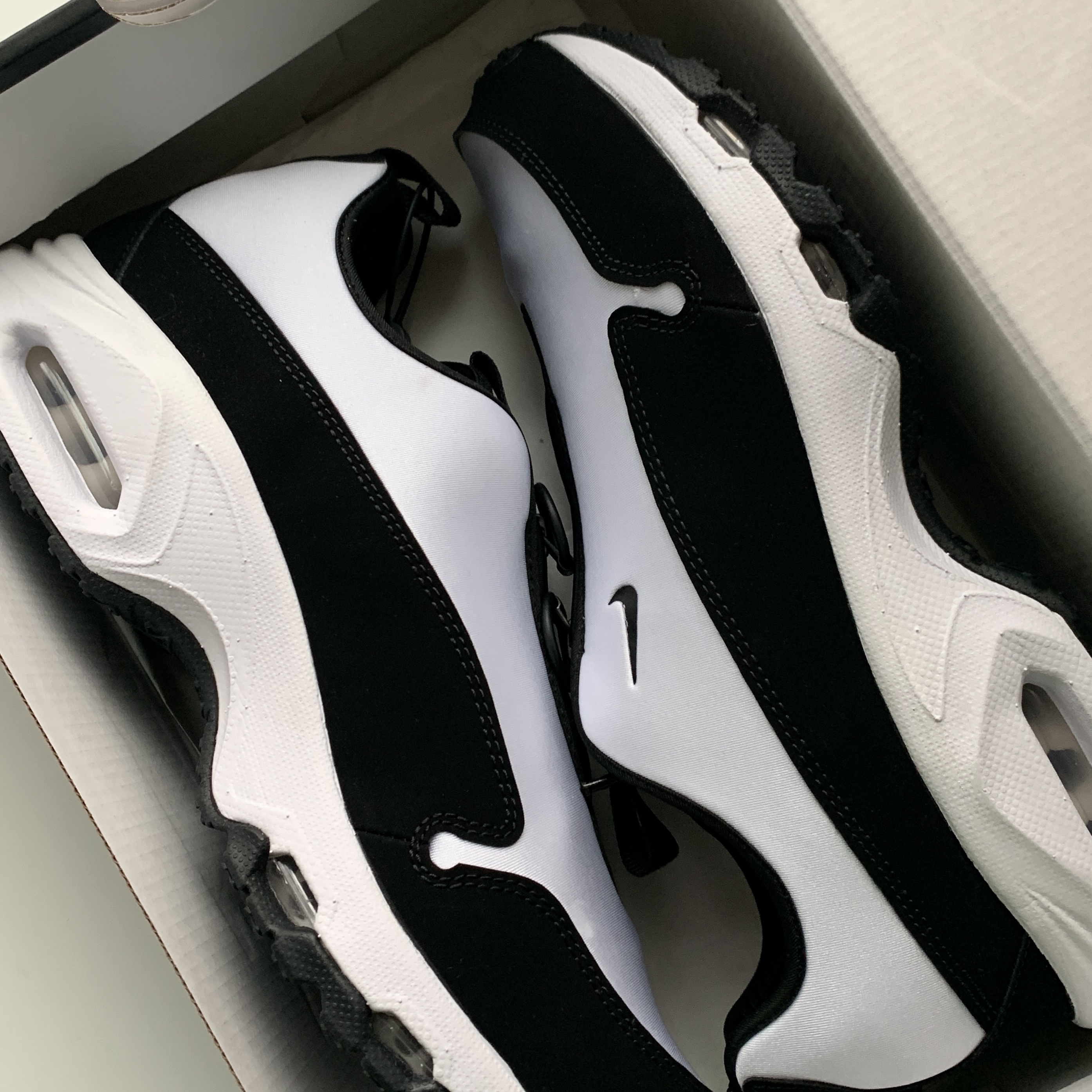 Nike x Comme des Garcons Homme Plus Air Max Sunder SP White Black 착용 스타일 - 1
