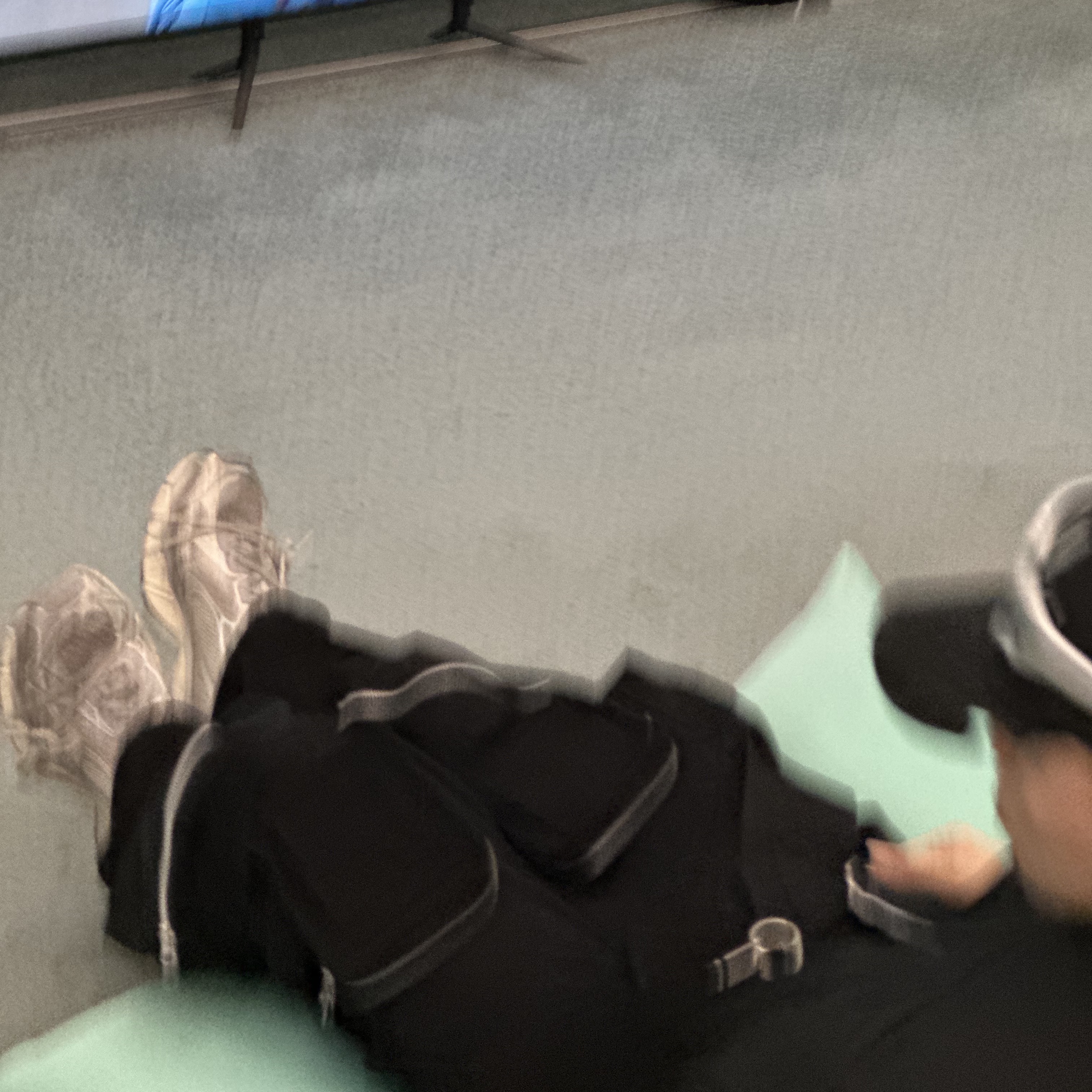 Nonnod Mechanic Cargo Pants Black, Balenciaga 3XL Sneakers Light Beige 착용 스타일 - 2