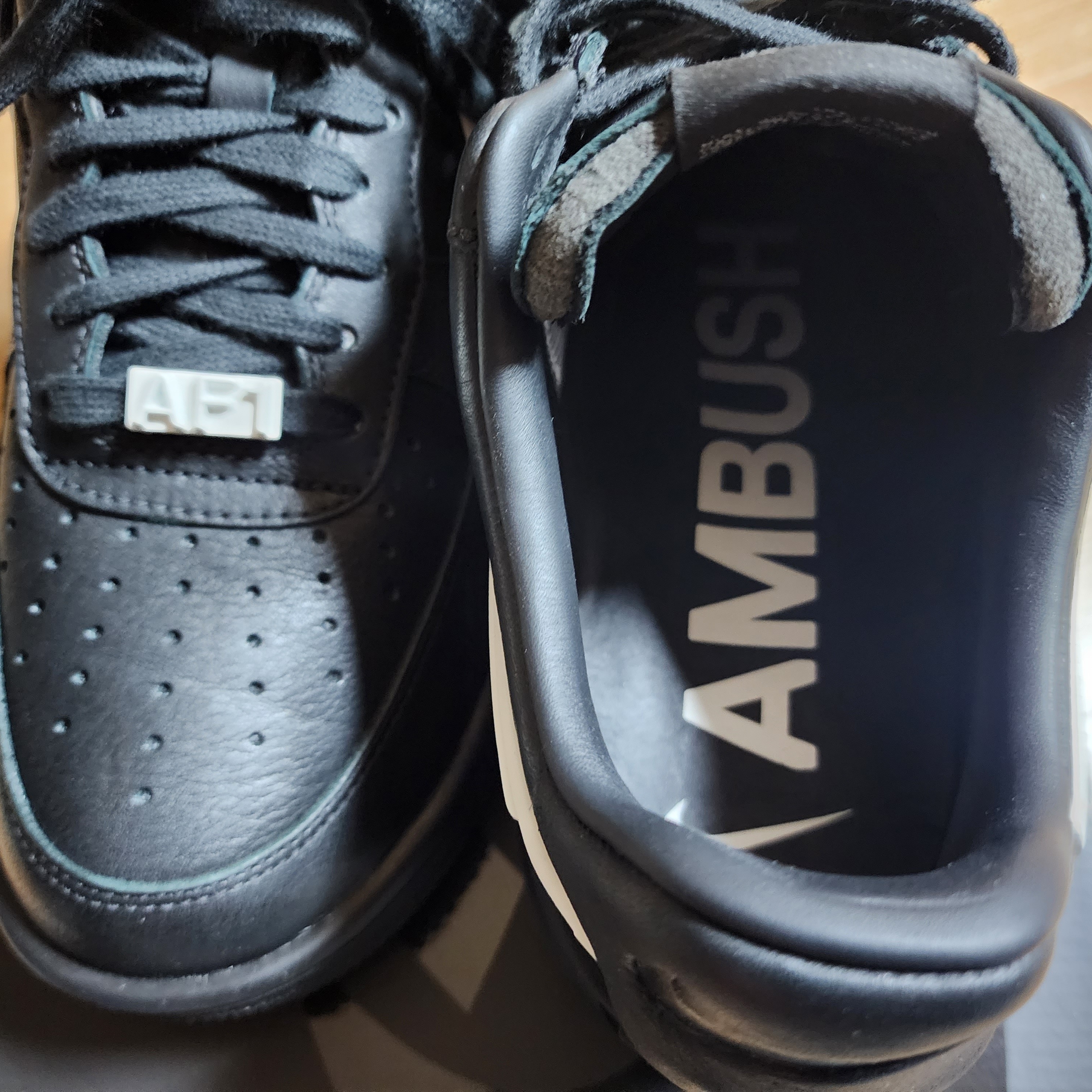 Nike x Ambush Air Force 1 Low SP Black 착용 스타일 - 2