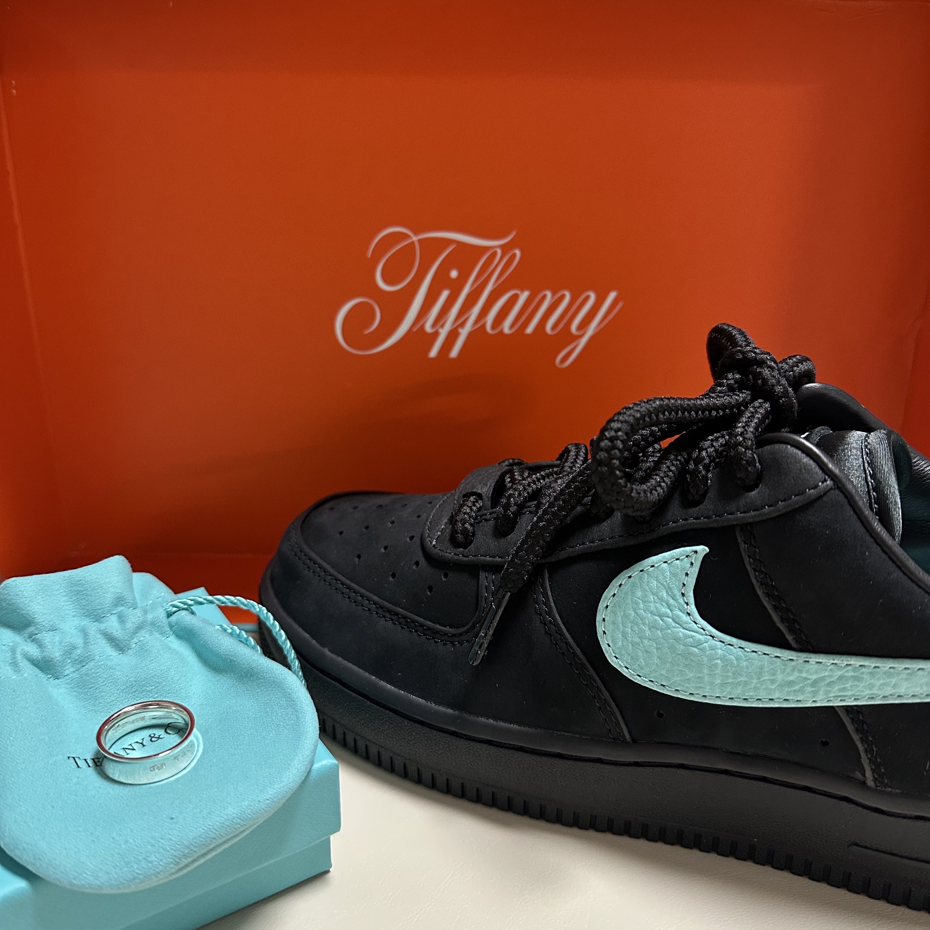 Nike x Tiffany & Co. Air Force 1 Low SP 1837 착용 스타일