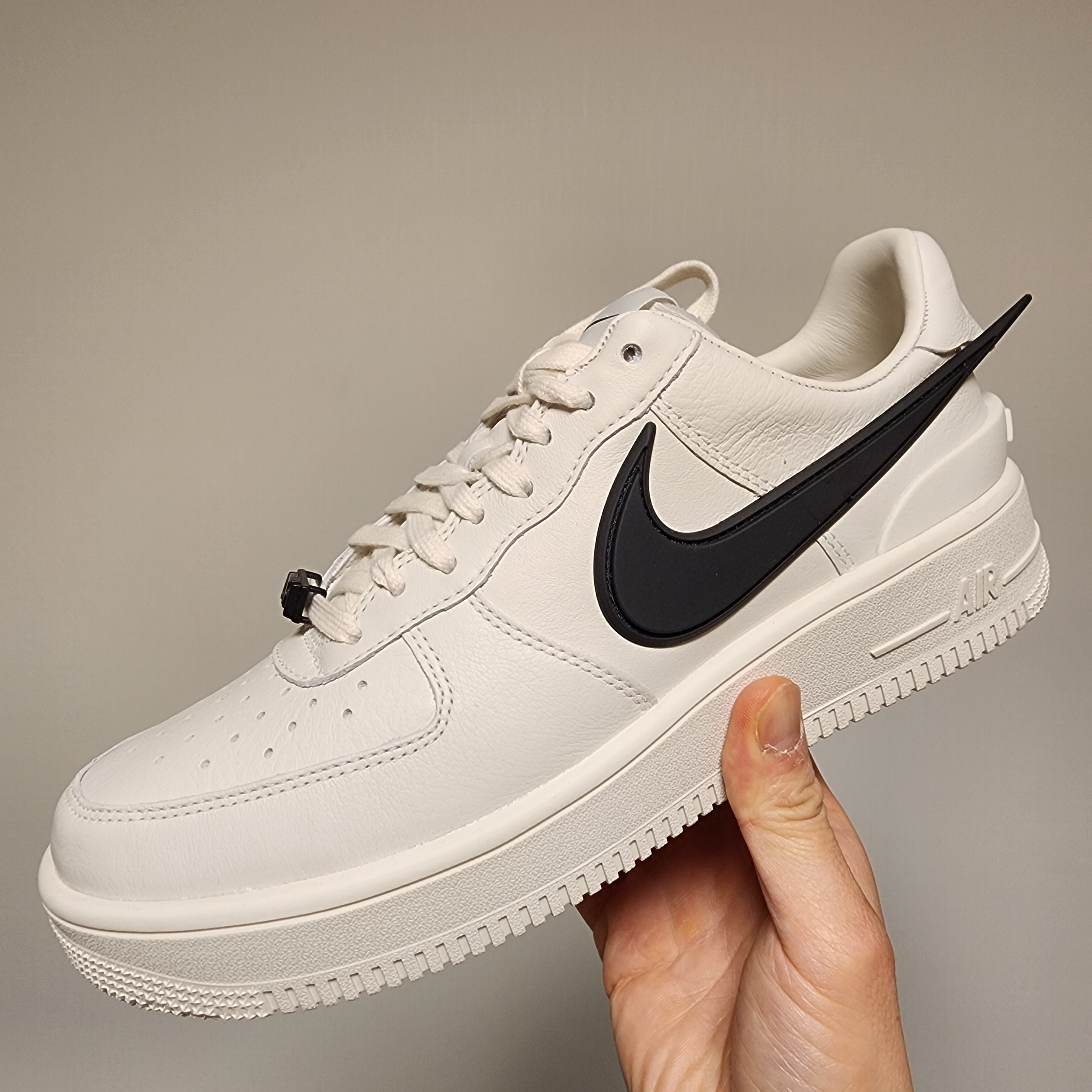 Nike x Ambush Air Force 1 Low SP Phantom 착용 스타일 - 1