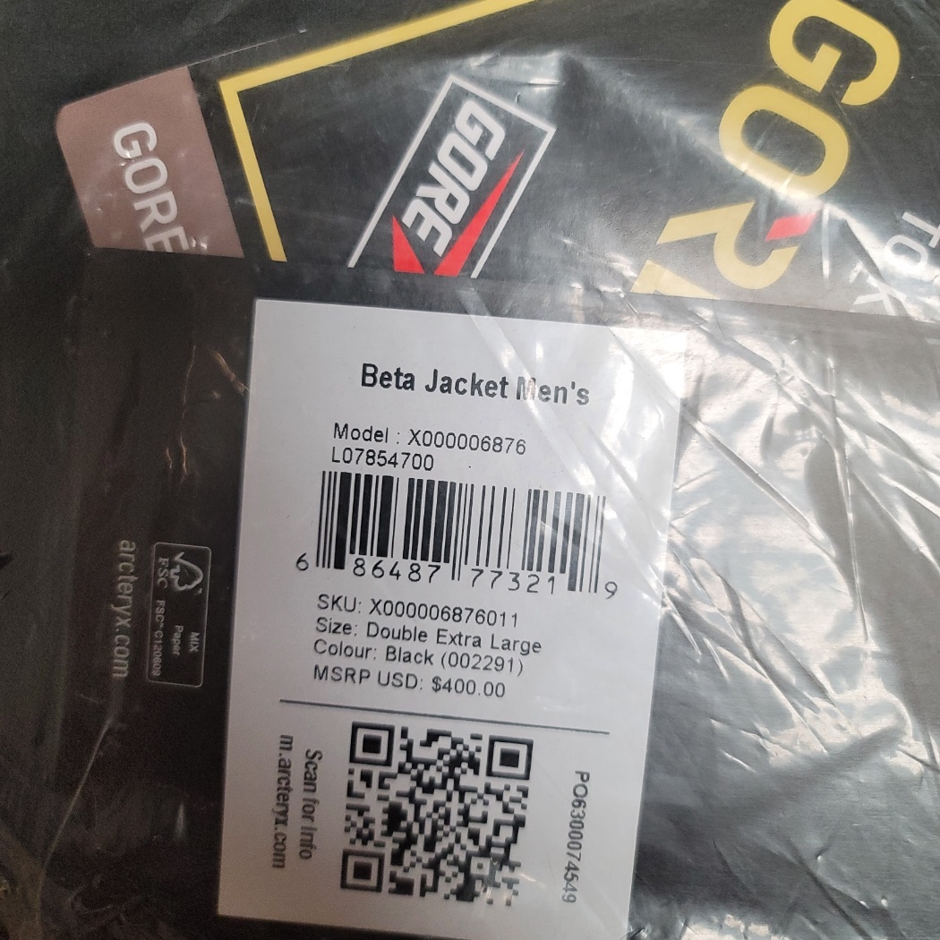 Arc'teryx Beta Jacket Black 착용 스타일 - 1