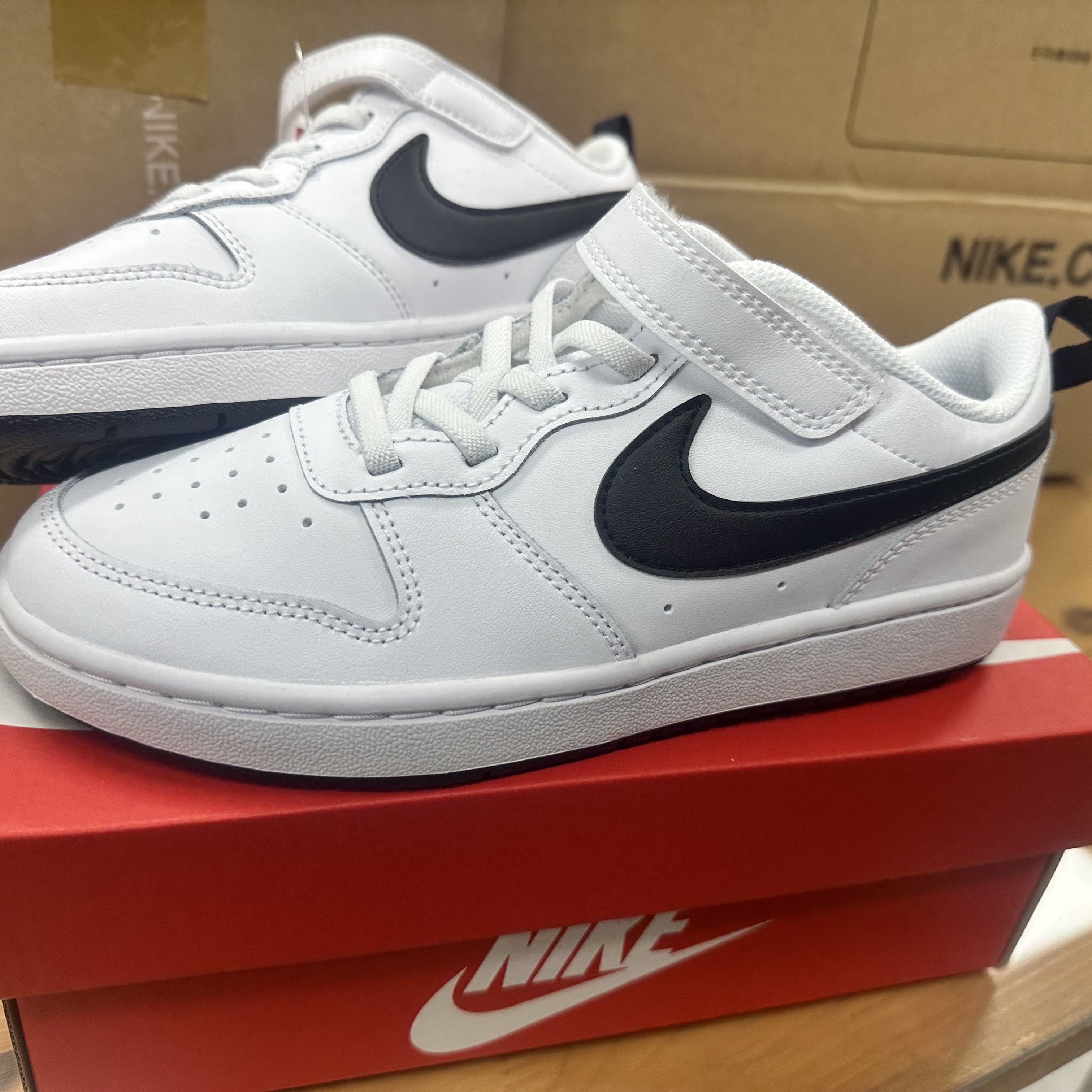 (PS) Nike Court Borough Low 2 White Black 착용 스타일