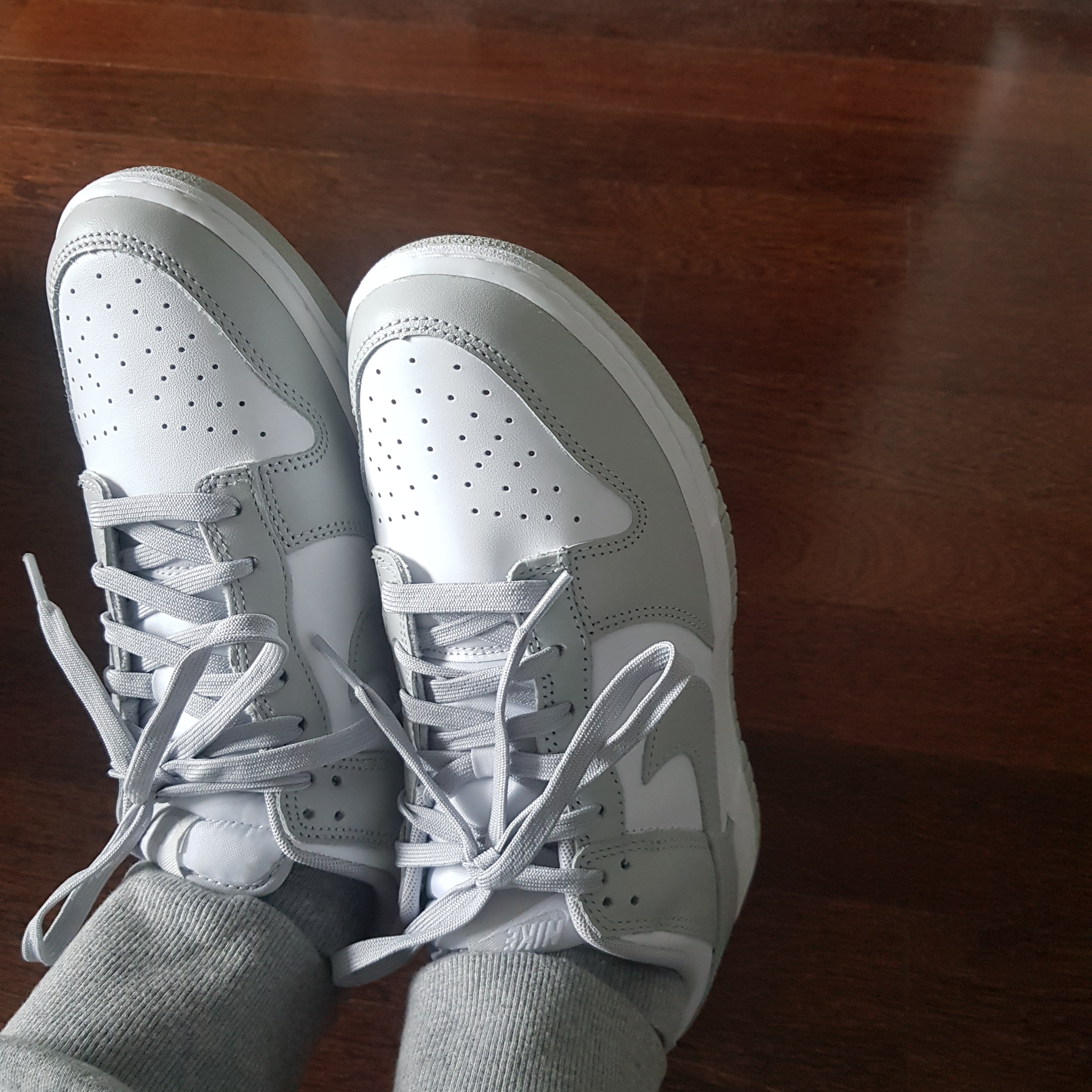 Nike Dunk Low Retro Grey Fog 착용 스타일