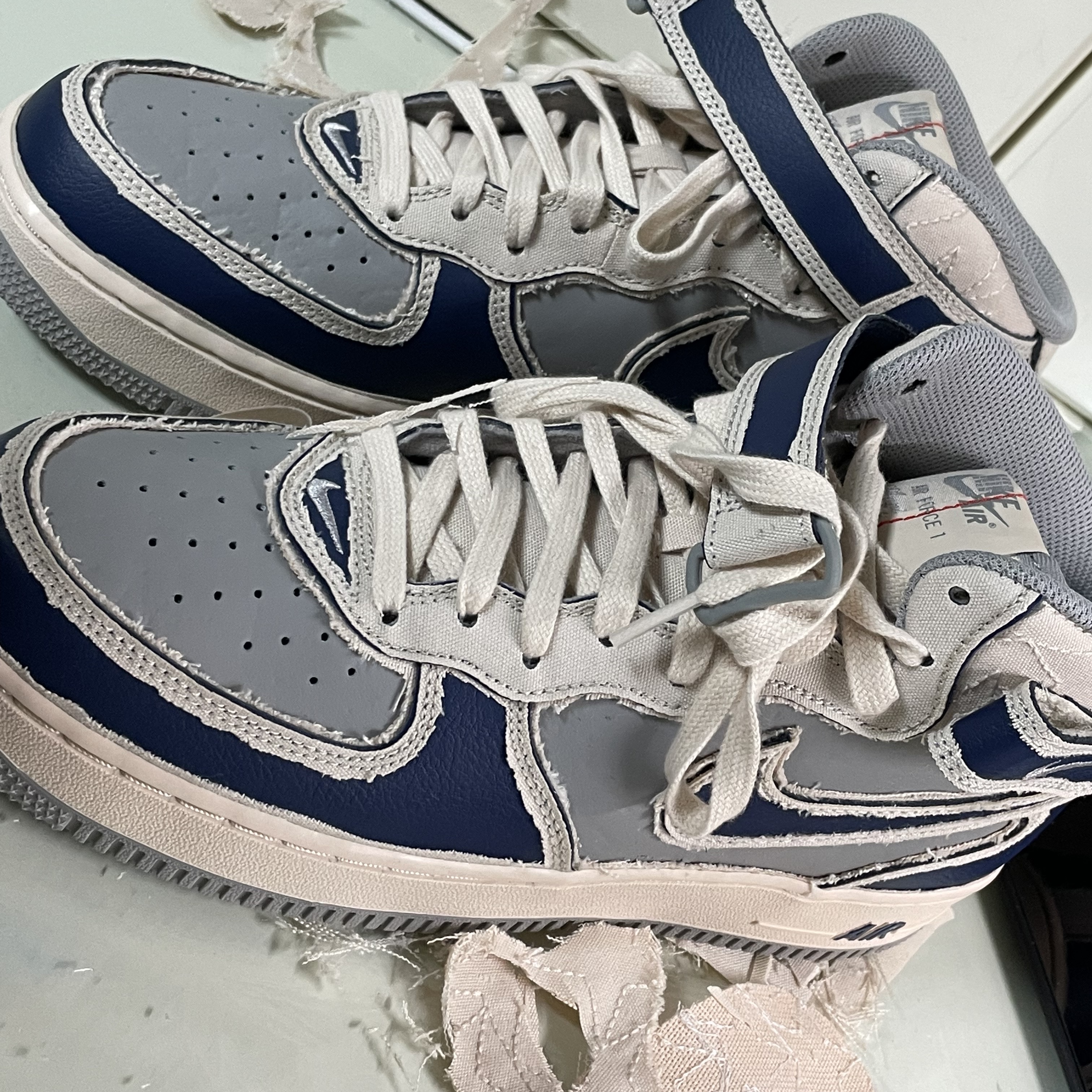 Nike Air Force 1 Mid '07 Pearl White 착용 스타일 - 1