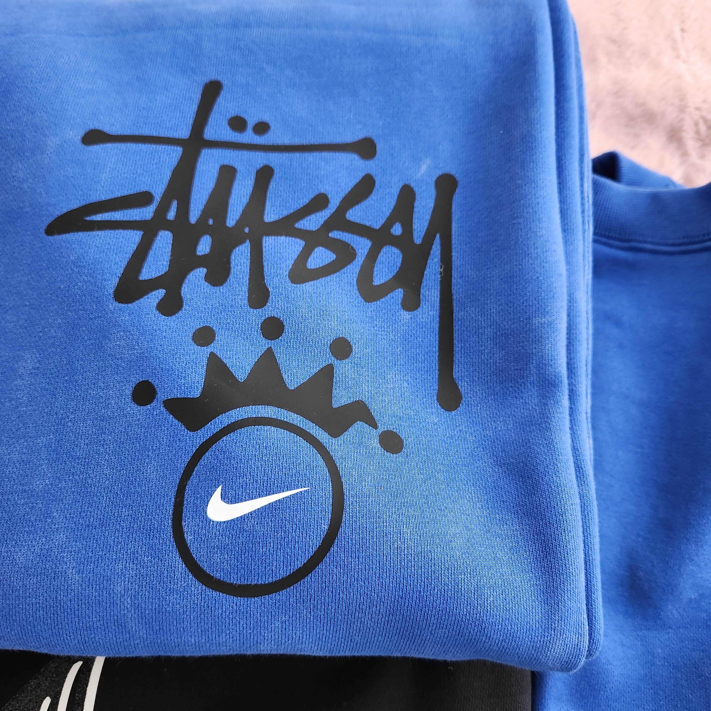 Nike x Stussy NRG Acid Washed Crewneck Game Royal (DR4024-480), Nike x Stussy NRG Acid Washed Fleece Pants Game Royal (DR4025-480) 착용 스타일 - 2