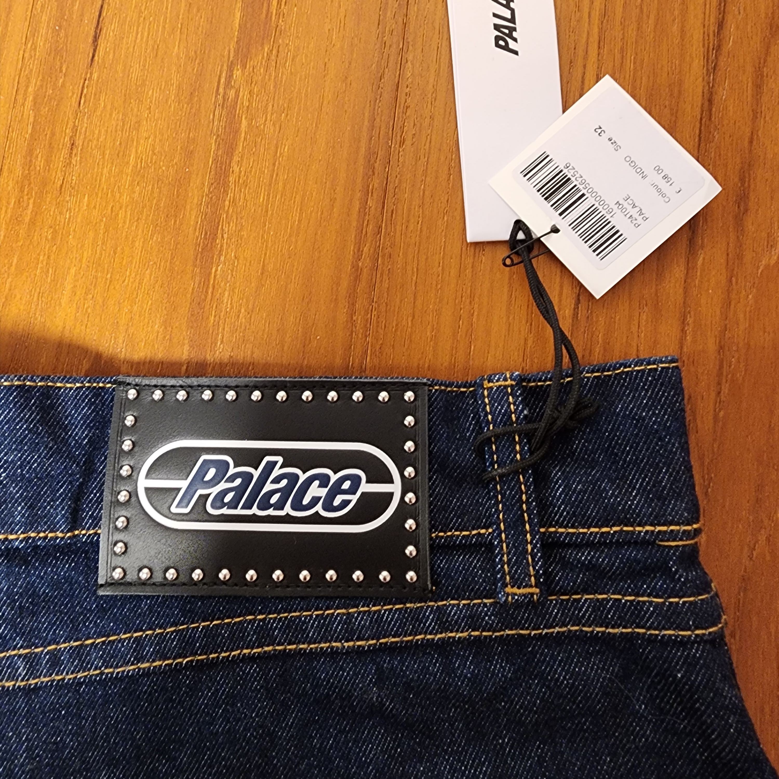 Palace Chain Script Jean Indigo - 23SS 착용 스타일 - 4