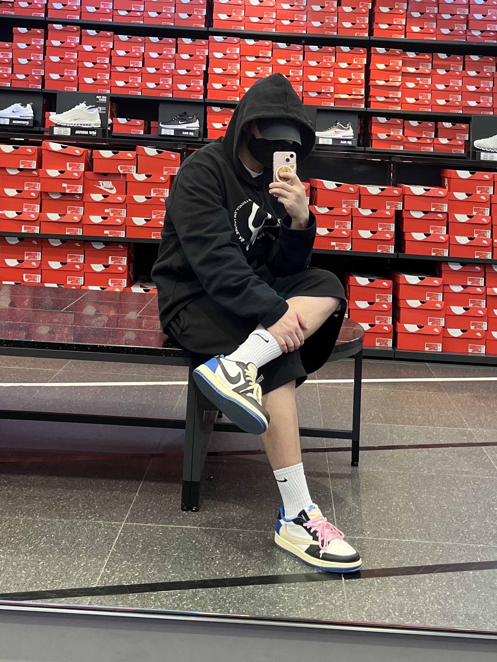 Our Legacy Loose Hoodie Maverick Skull Print Black, Jordan 1 x Travis Scott x Fragment Retro Low OG SP Military Blue 착용 스타일