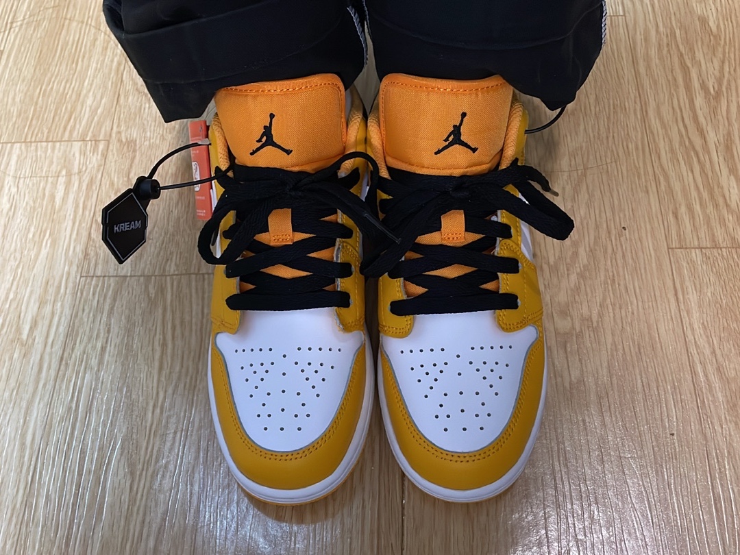 (GS) Jordan 1 Low Taxi 착용 스타일 - 2
