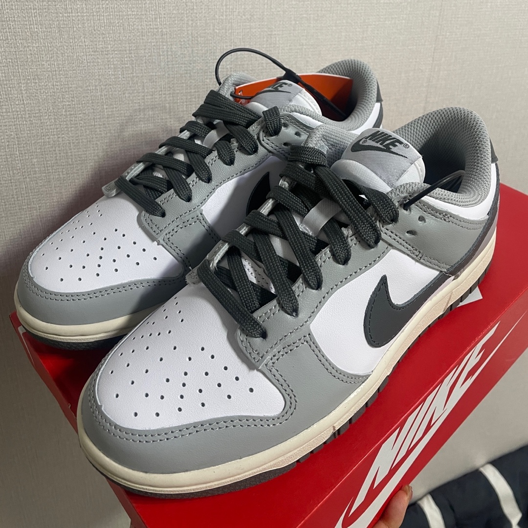 (W) Nike Dunk Low Light Smoke Grey 착용 스타일
