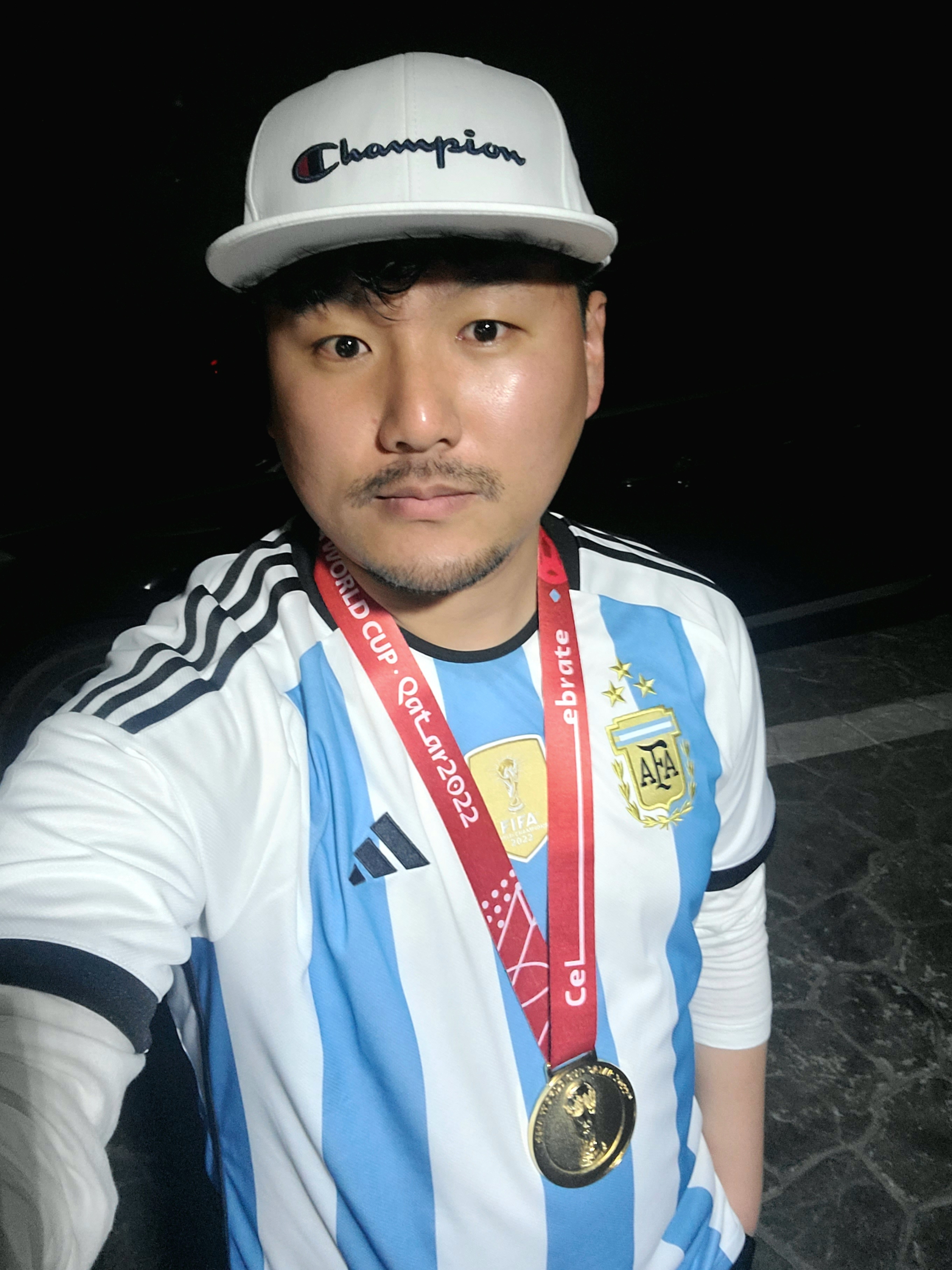 Adidas Argentina Home Jersey 2022 Winners 3-Star White Light Blue - KR Sizing (Non Marking Ver.) 착용 스타일
