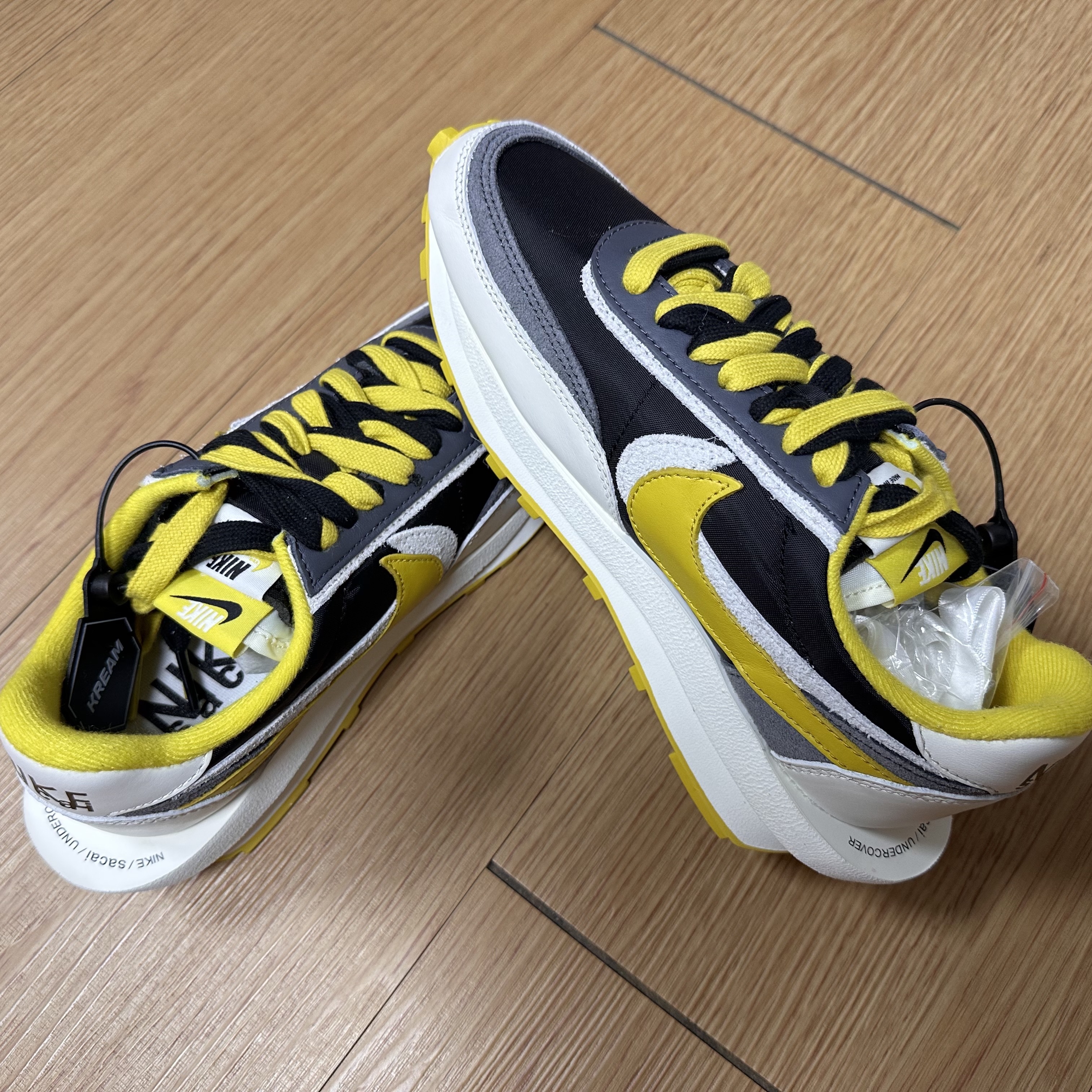 Nike x Sacai x Undercover LDWaffle Black Bright Citron 착용 스타일