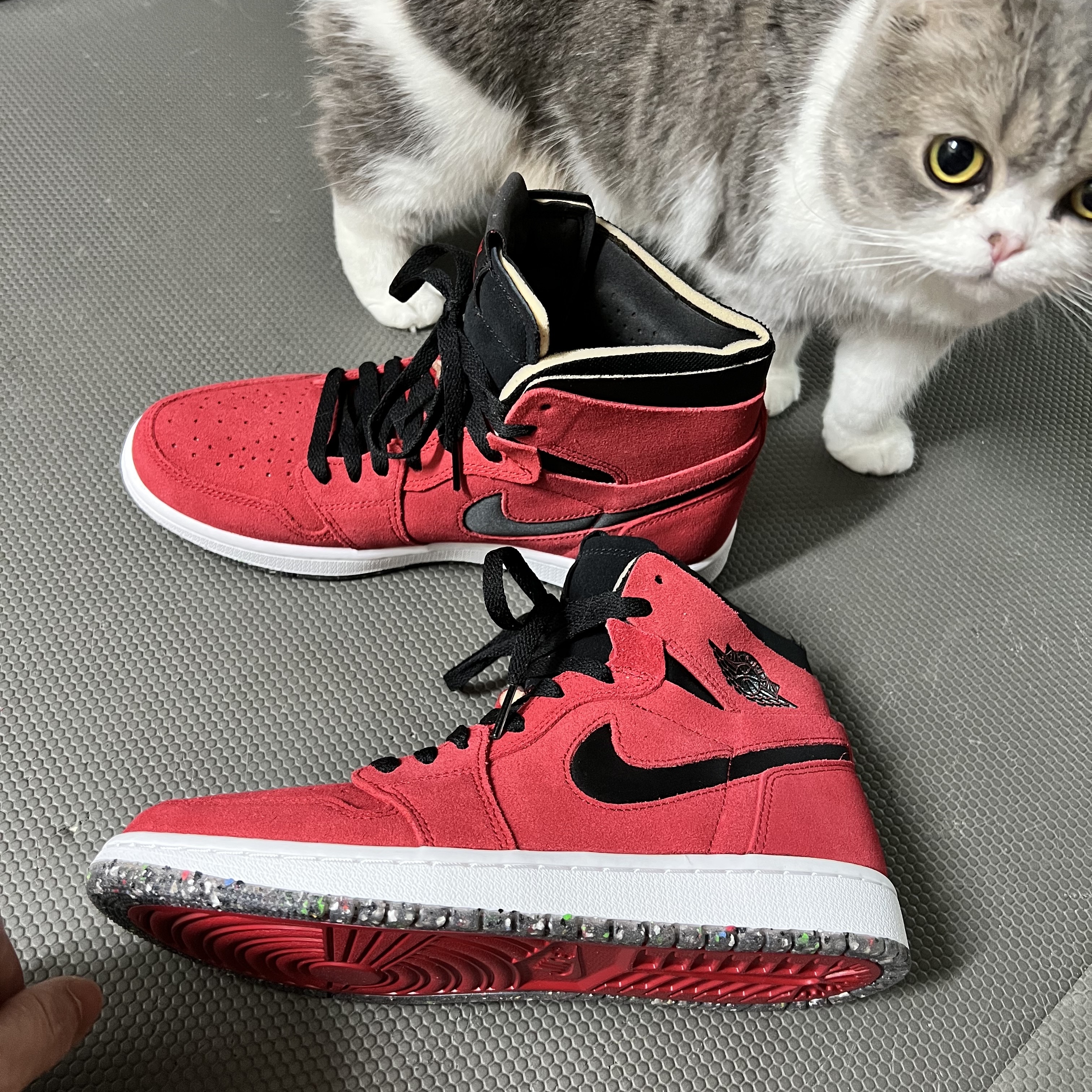 Jordan 1 Zoom Air CMFT Gym Red 착용 스타일