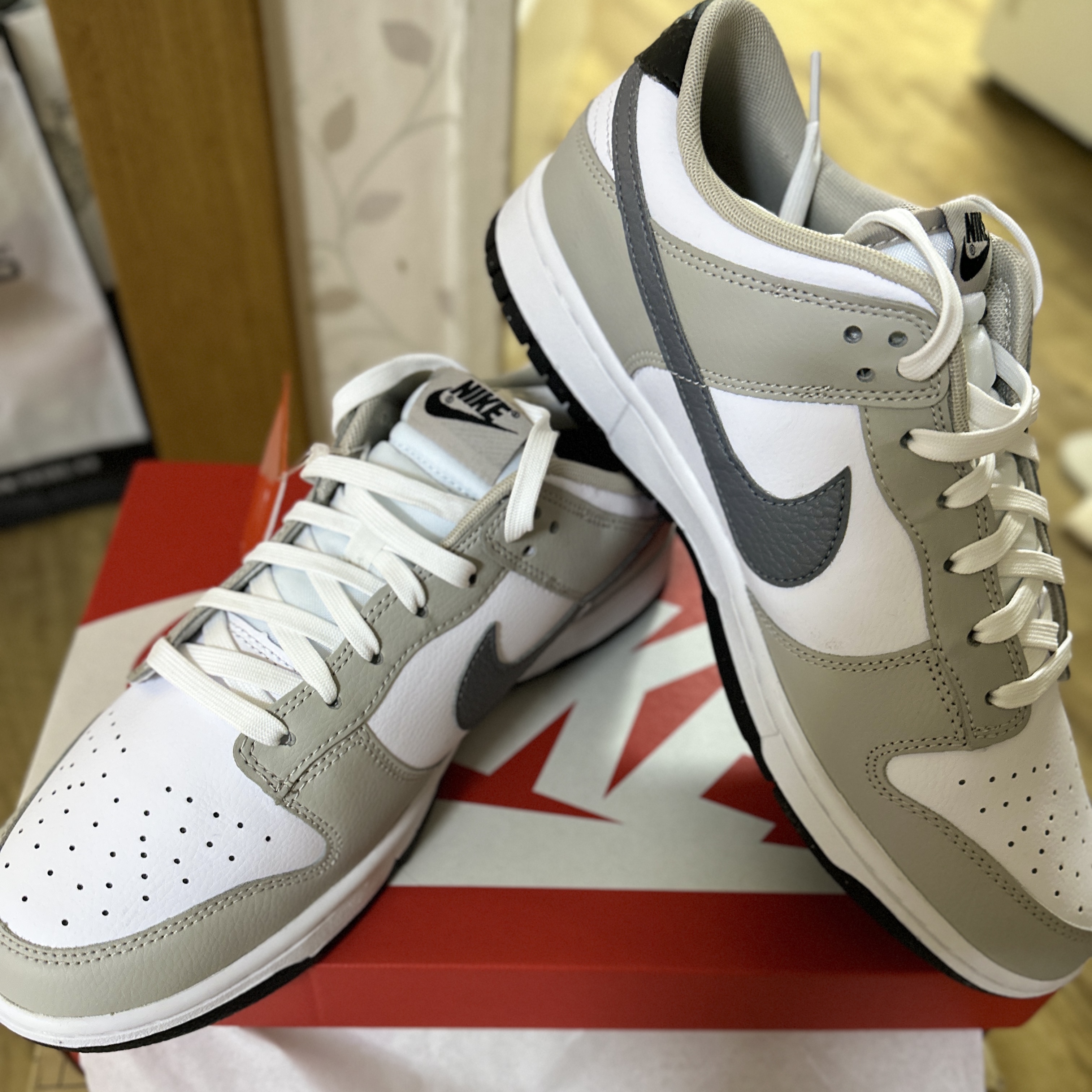 Nike Dunk Low Cool Grey White 착용 스타일