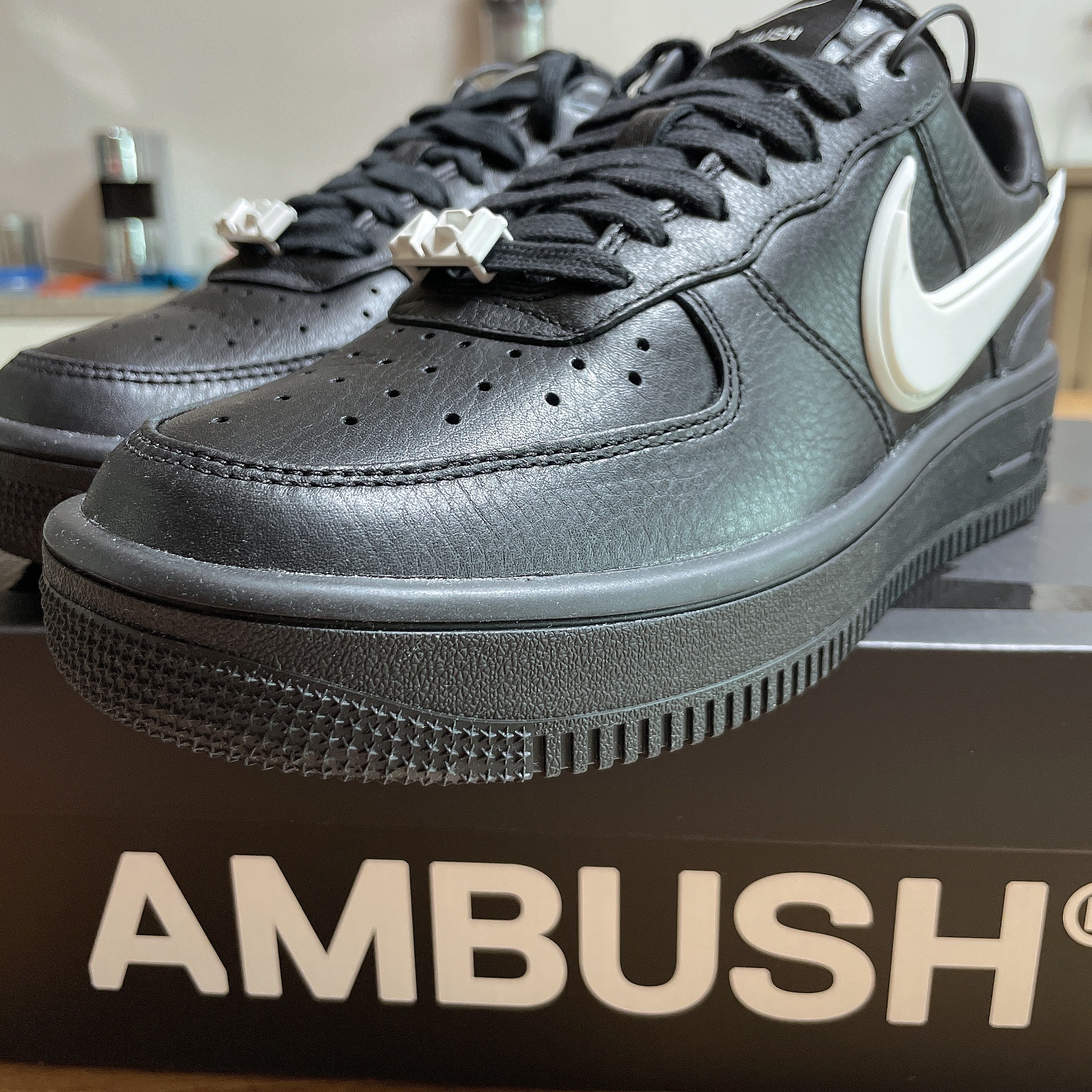 Nike x Ambush Air Force 1 Low SP Black 착용 스타일 - 2