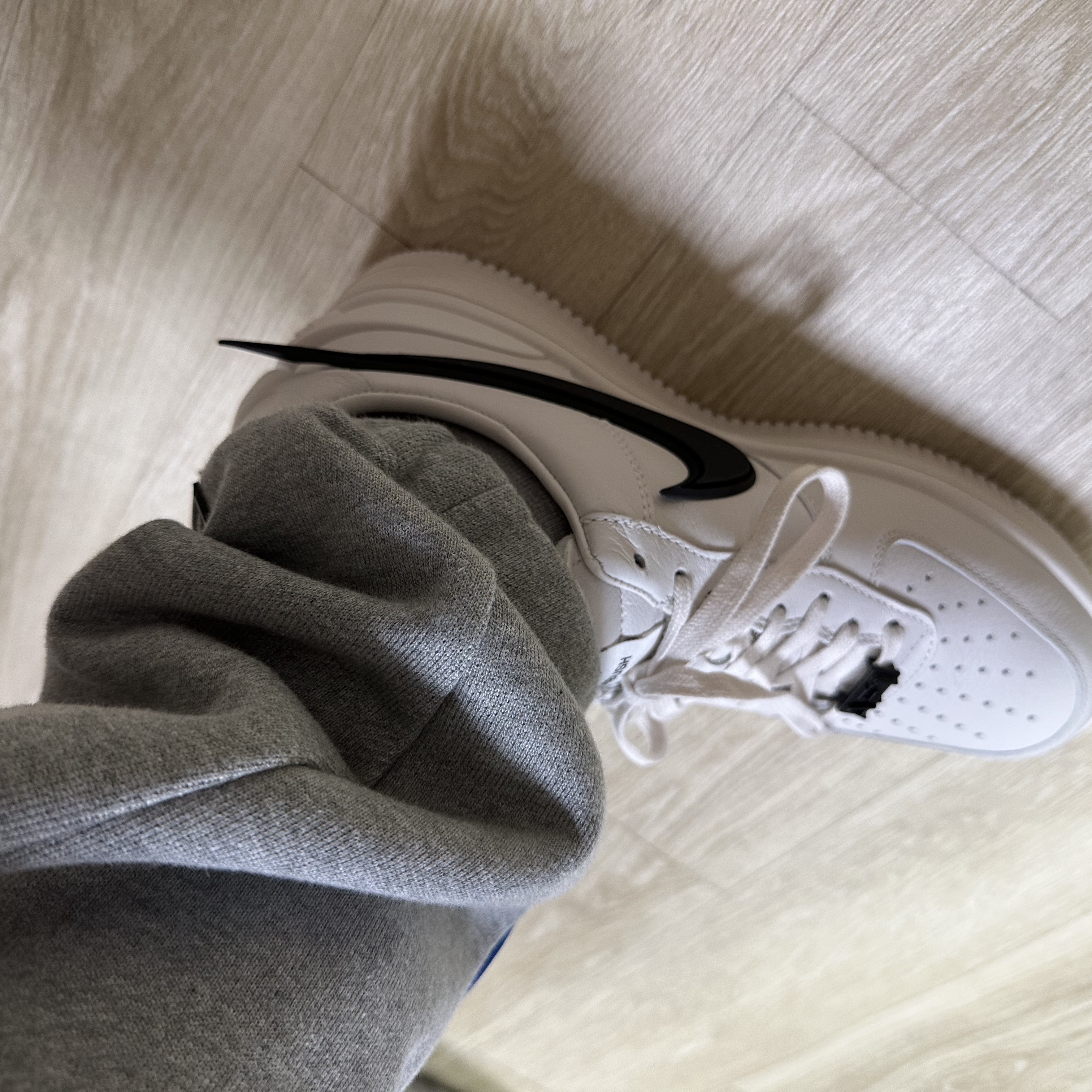 Nike x Ambush Air Force 1 Low SP Phantom 착용 스타일