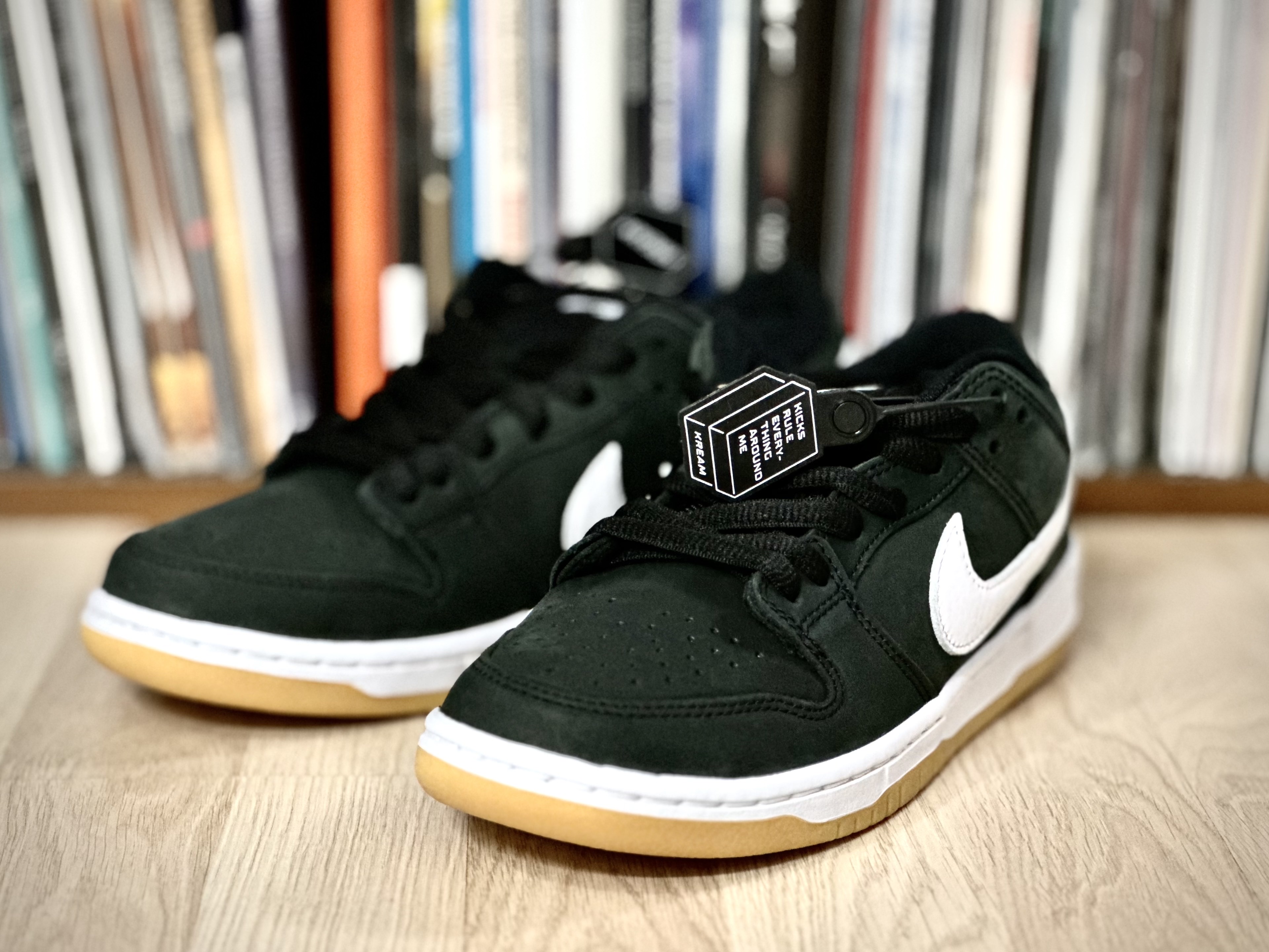 Nike SB Dunk Low Pro Black White 착용 스타일