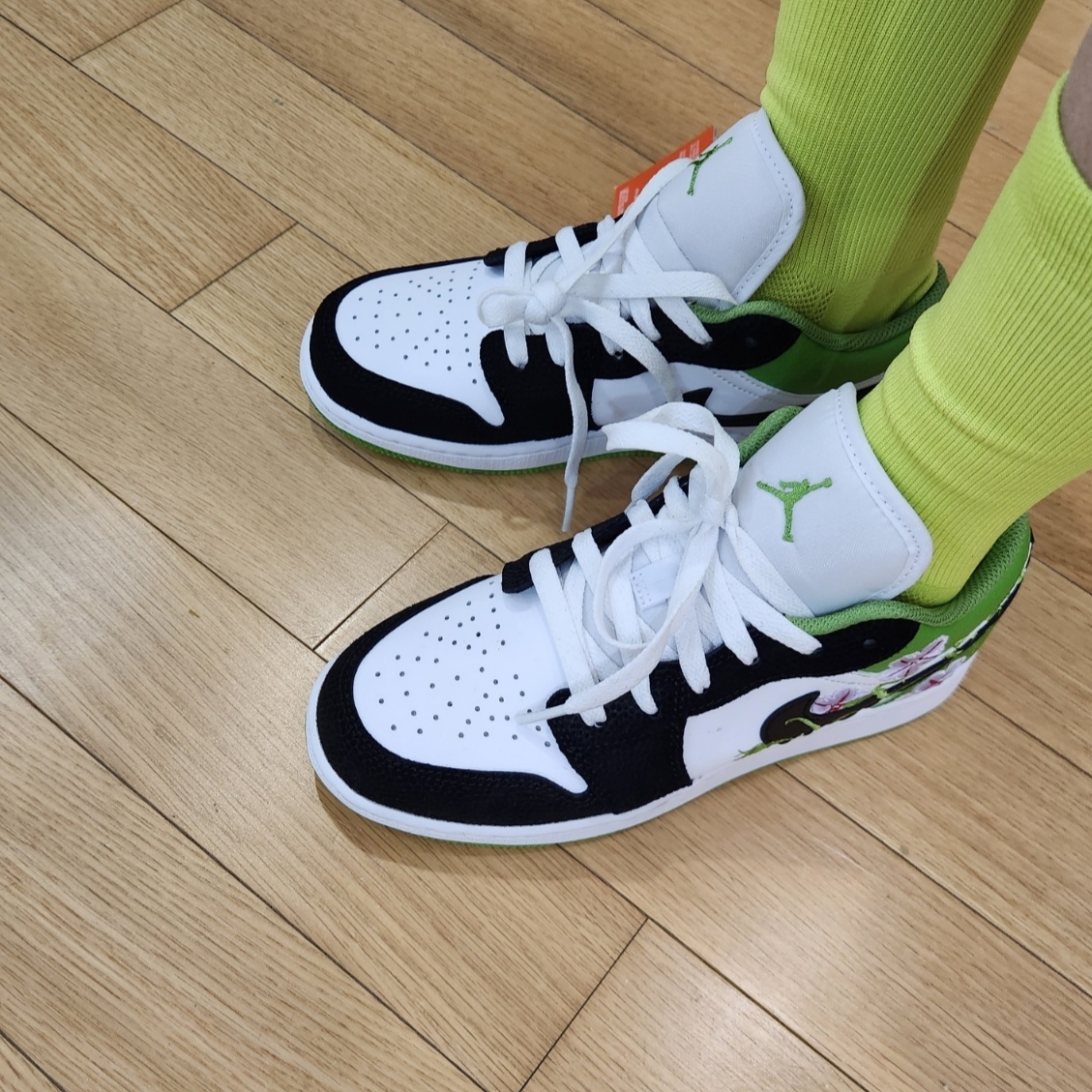 (GS) Jordan 1 Low SE Altitude Green 착용 스타일