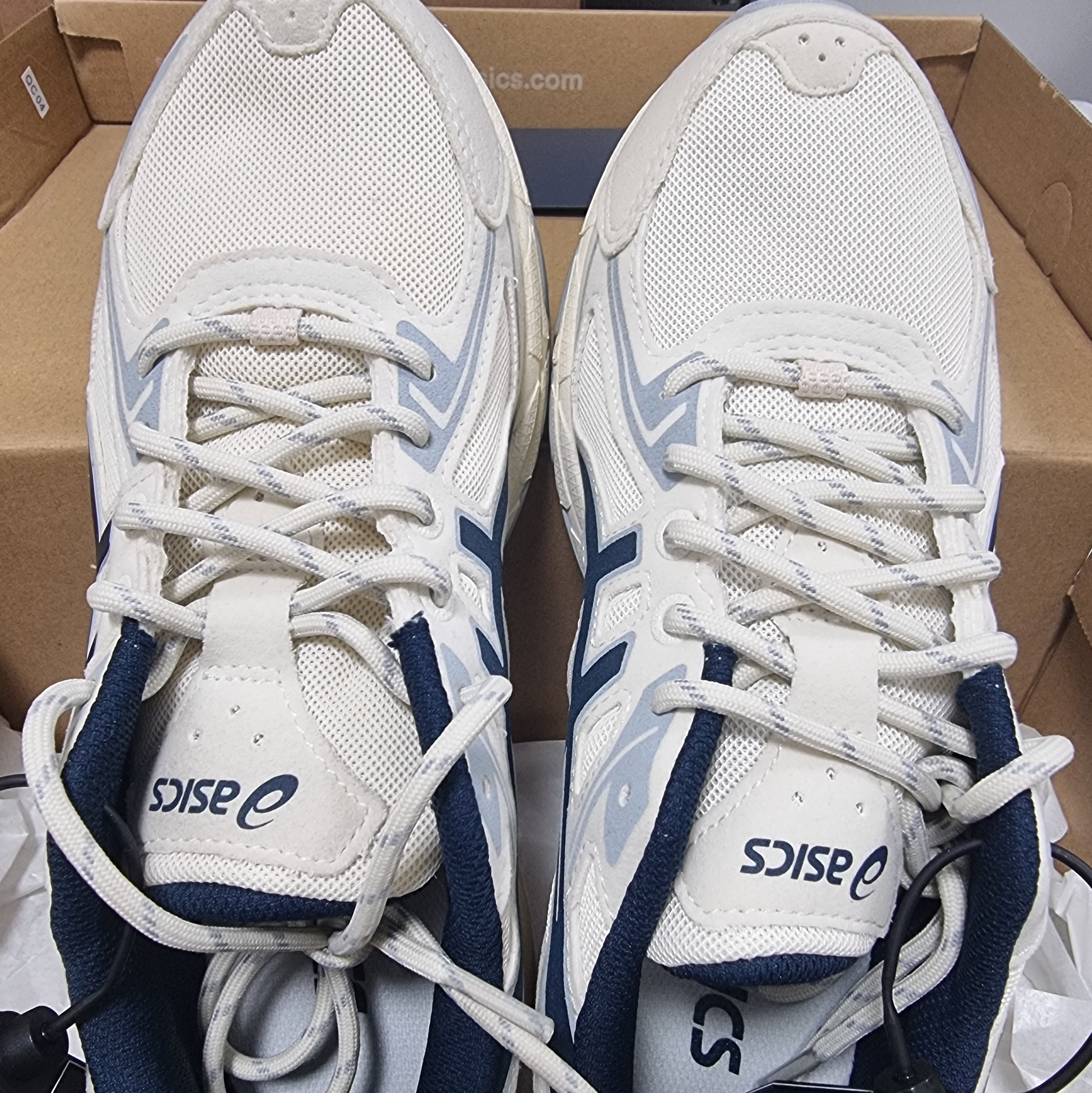 Asics Gel-Venture 6 SPS Birch French Blue 착용 스타일