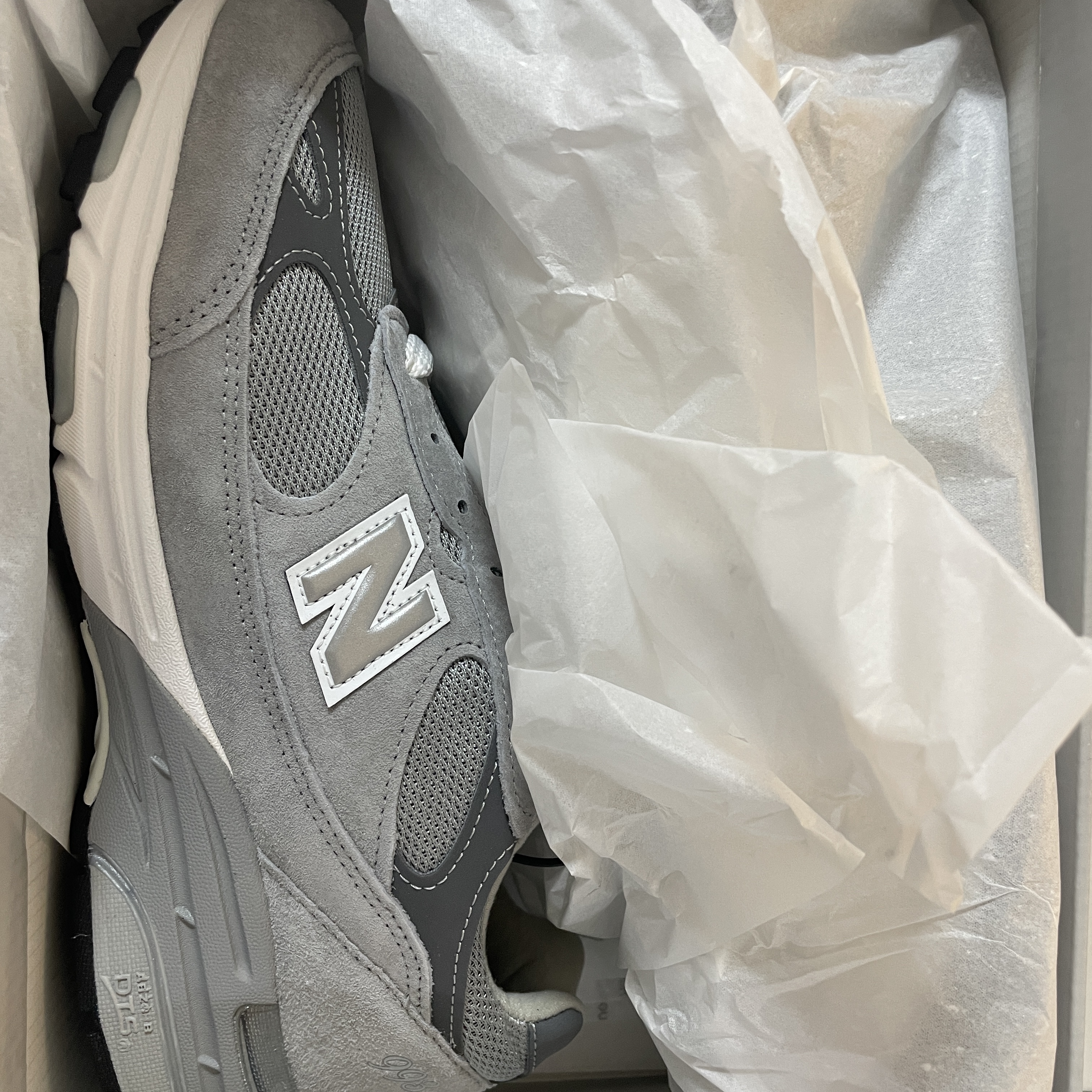 New Balance 993 Made in USA Grey - D Standard 착용 스타일