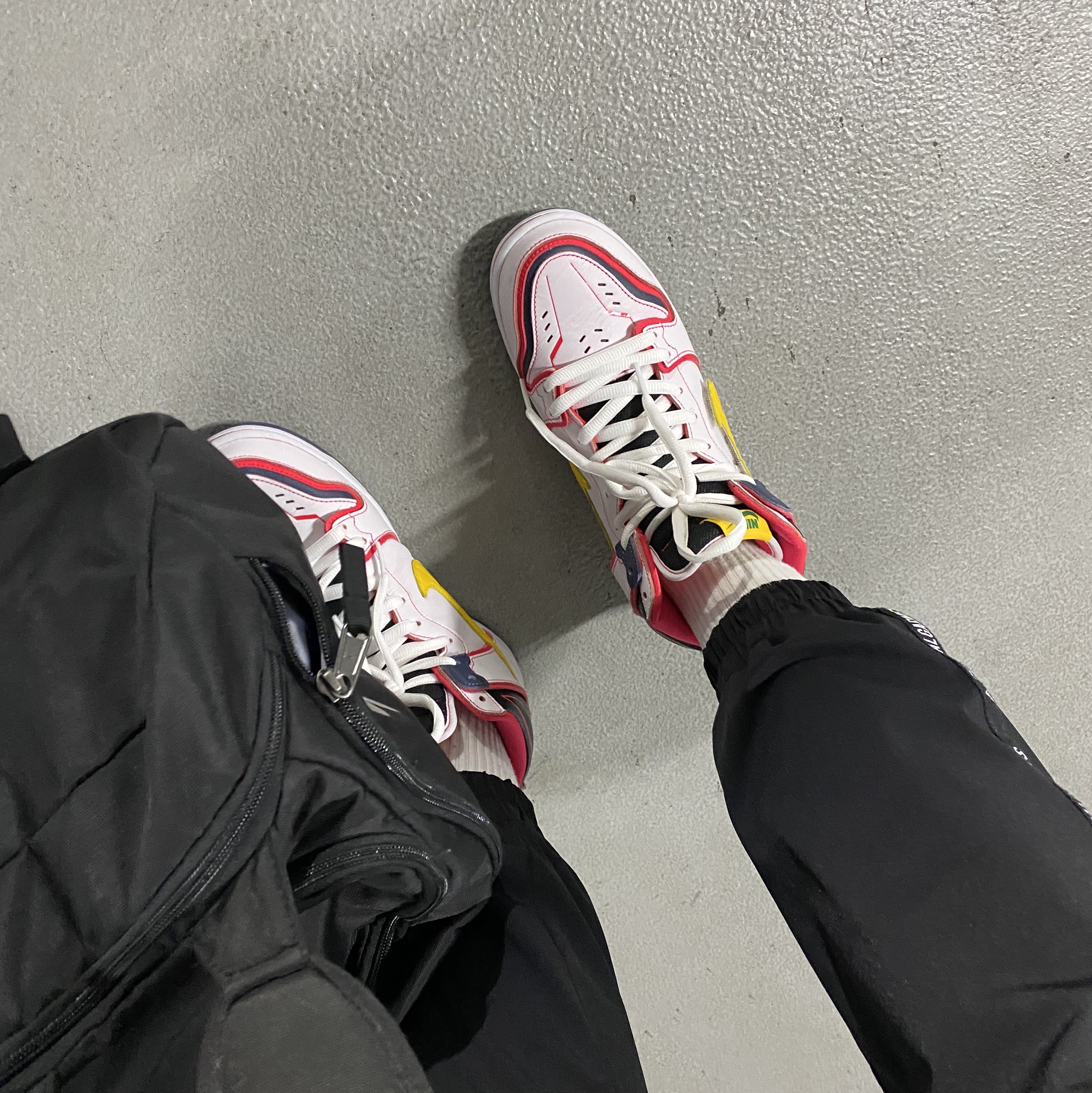 Nike x Gundam SB Dunk High Pro QS Unicorn RX-0 착용 스타일 - 2